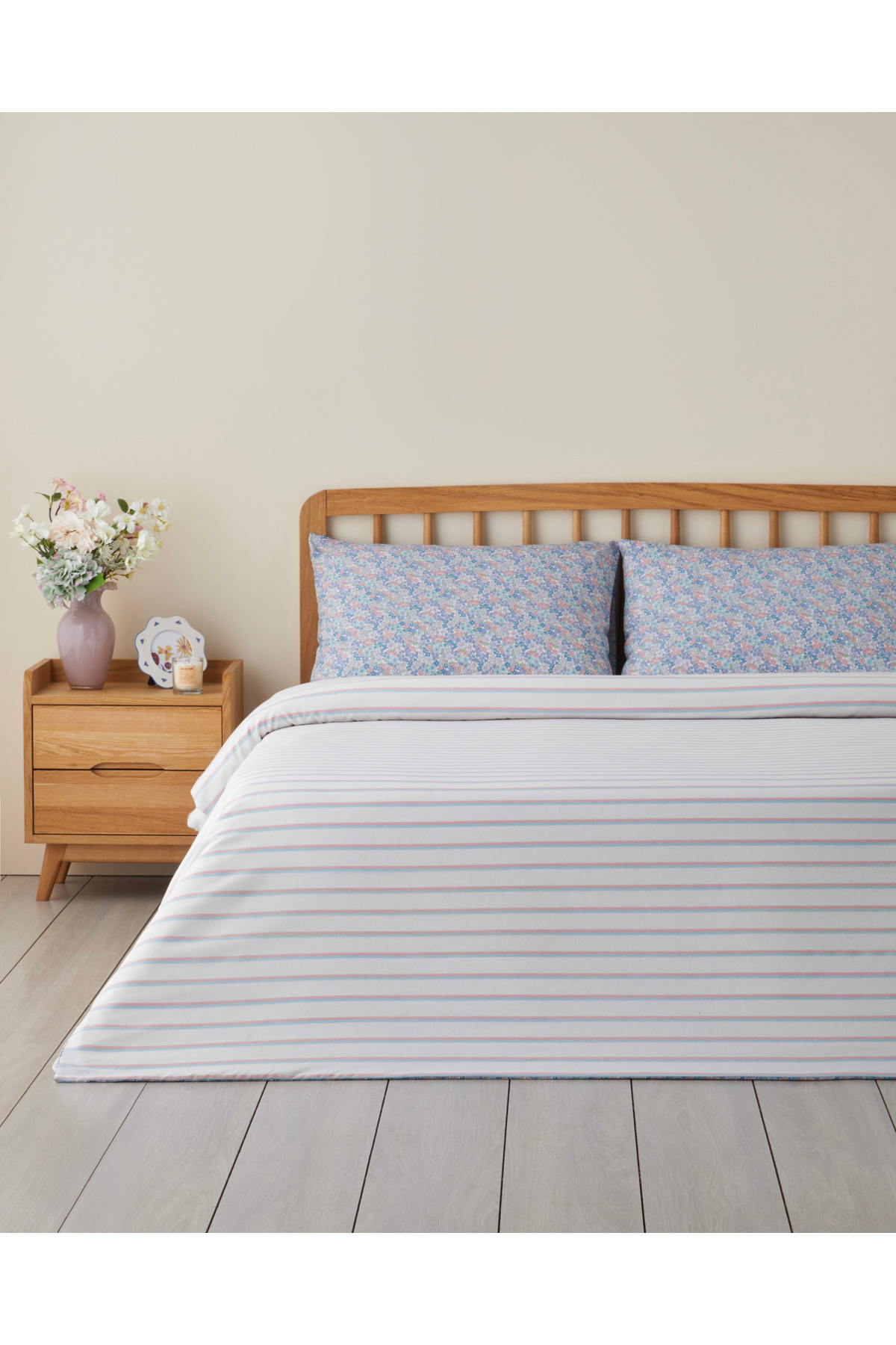 English Home Bloss Mist Pamuklu Çift Kişilik Nevresim Seti 200x220 cm Lila fotoğrafı 2 (önizleme)