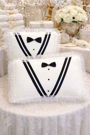 DİLEX Beyaz Damat Figürlü 2 Parça Damat Bohçası Çeyizlik Damat Hurcu Set