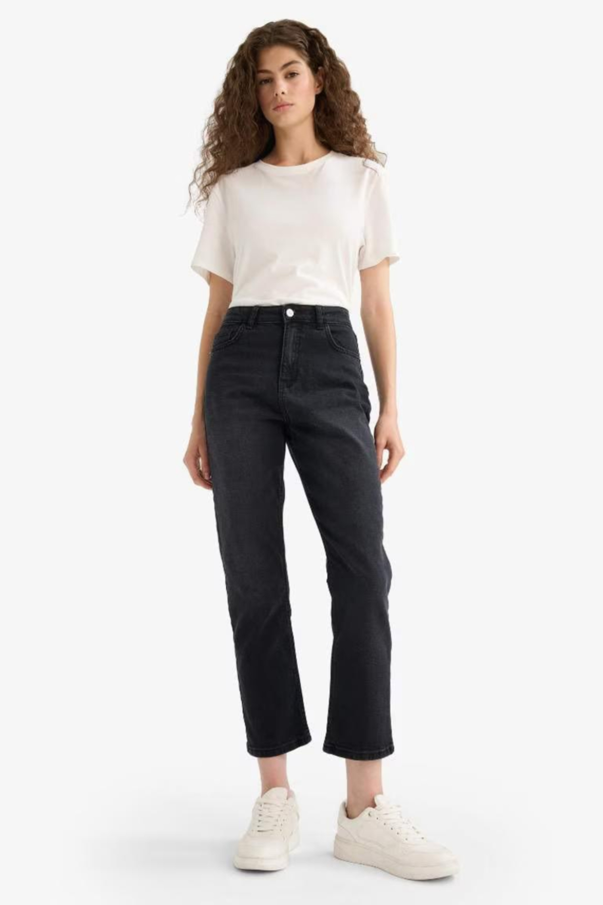 DeFacto Pamuklu Straight Fit Mary Vıntage Yüksek Bel Bilek Boy Siyah Jean Pantolon E9819AX25AU görsel 3