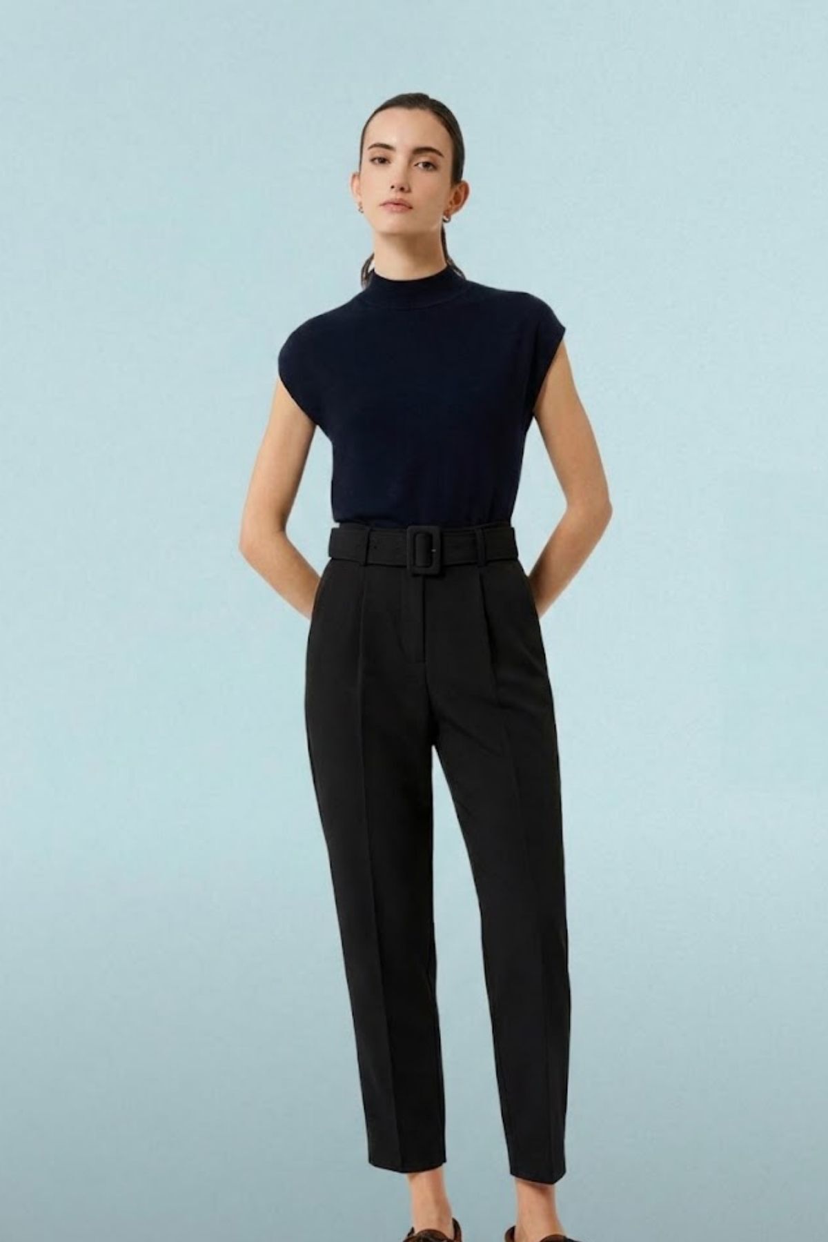 Fabric Pants with Carrot Belt