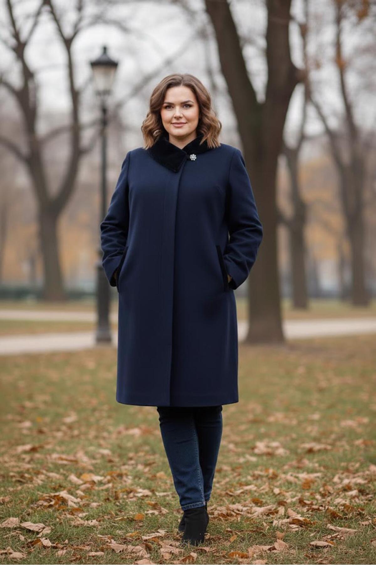 COAT WITH FUR DETAIL 90452