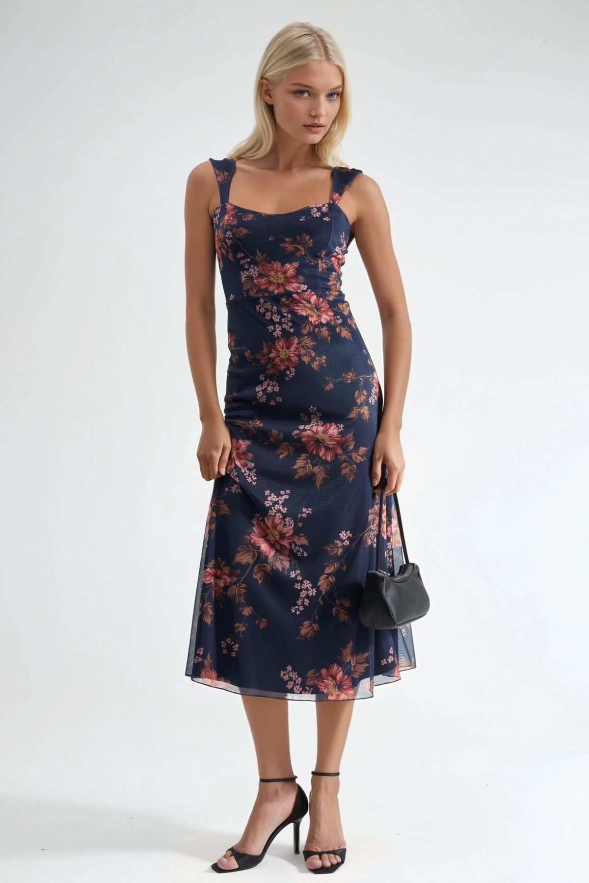 Heart collar floral maxi dress