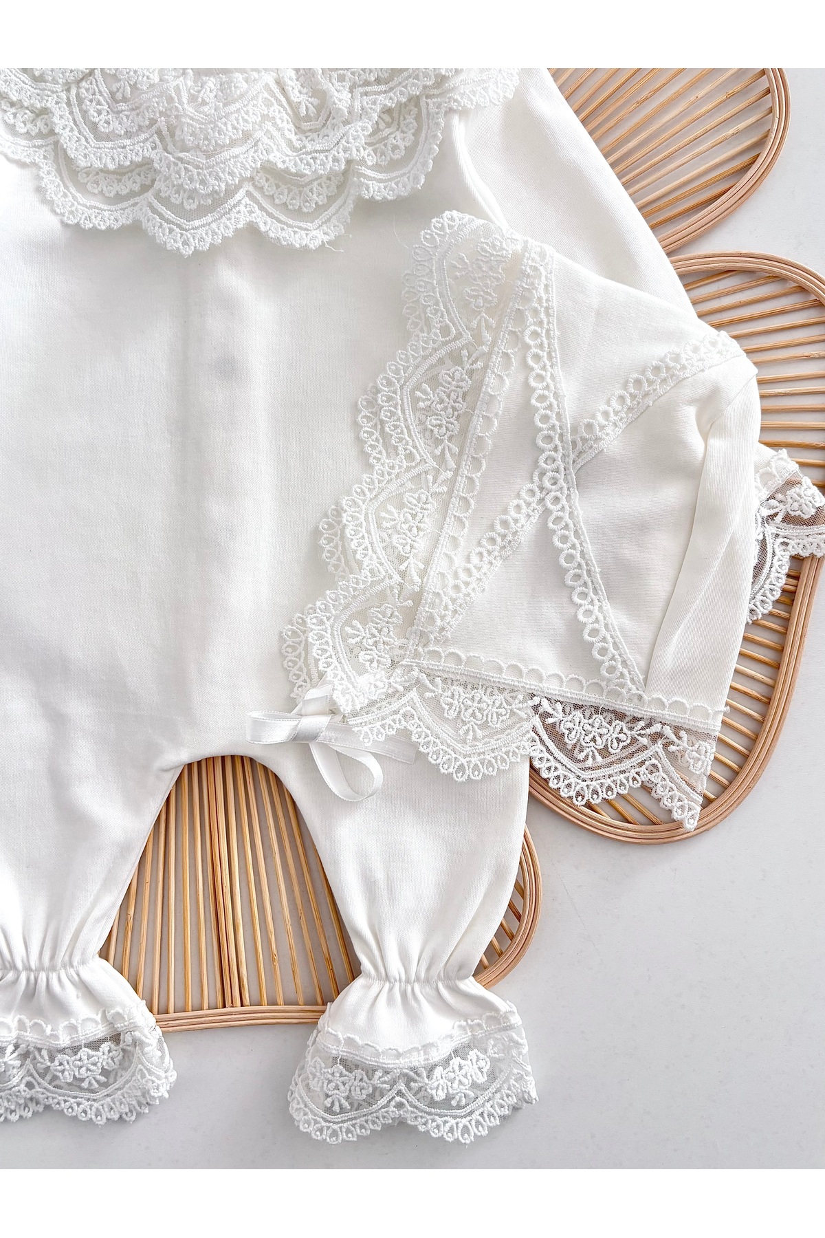 Jammybaby Carmen Tulum Güpür Dantelli Şapka %100 Pamuk Penye Kız Bebek Takım Yenidoğan Mevlüt hastane çıkışı fotoğrafı 3 (önizleme)