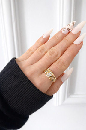 XUPING JEWELRY Yarım Desenli Ortası Zirkon Taşlı Minimal Yüzük (Numaralı)