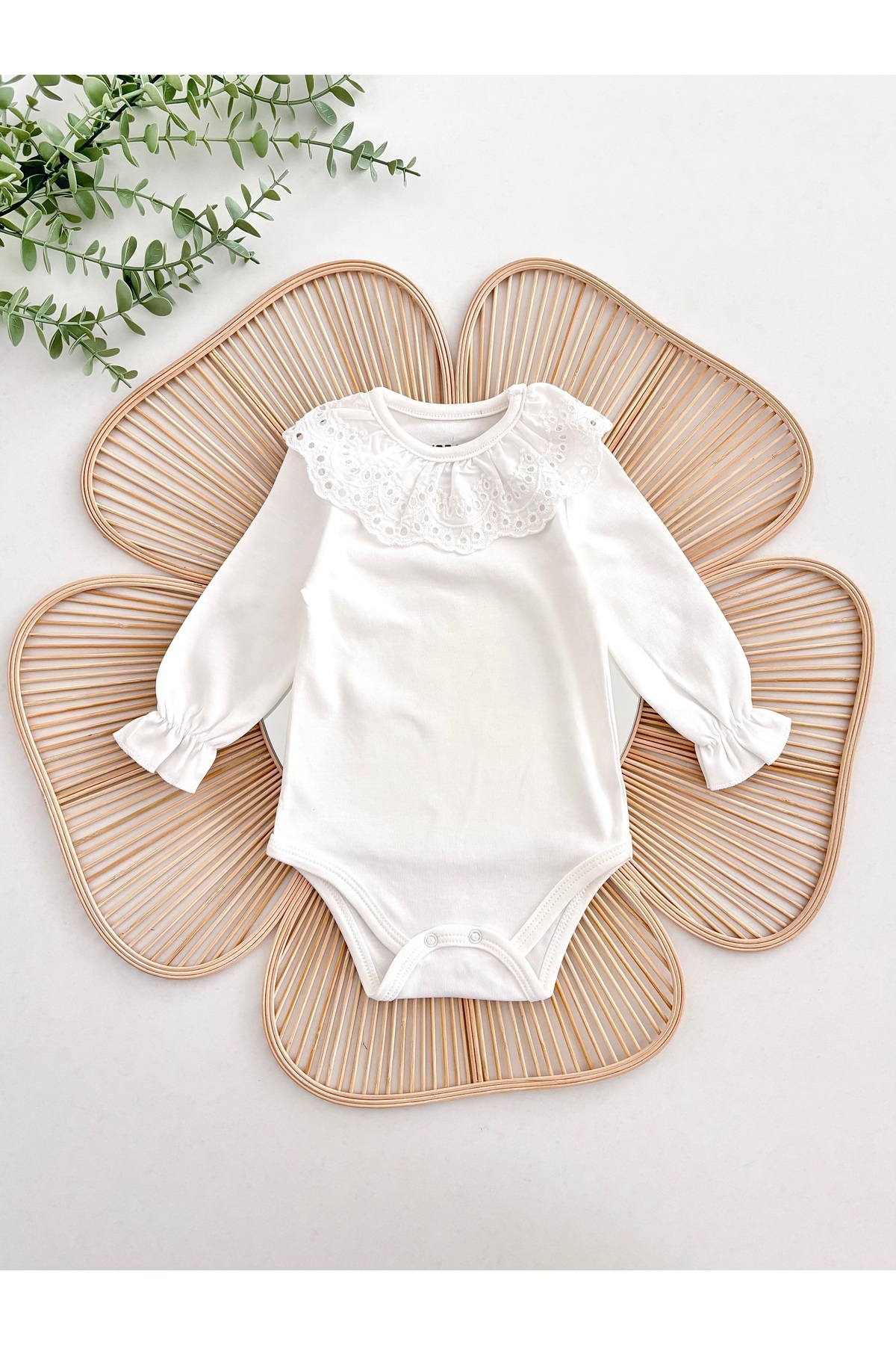 Jammybaby Luana Jile Elbise Fiyonklu %100 Pamuk Dantelli Çıtçıtlı Body Doğumgünü Özelgün Kız Bebek Şık Takım fotoğrafı 3 (önizleme)