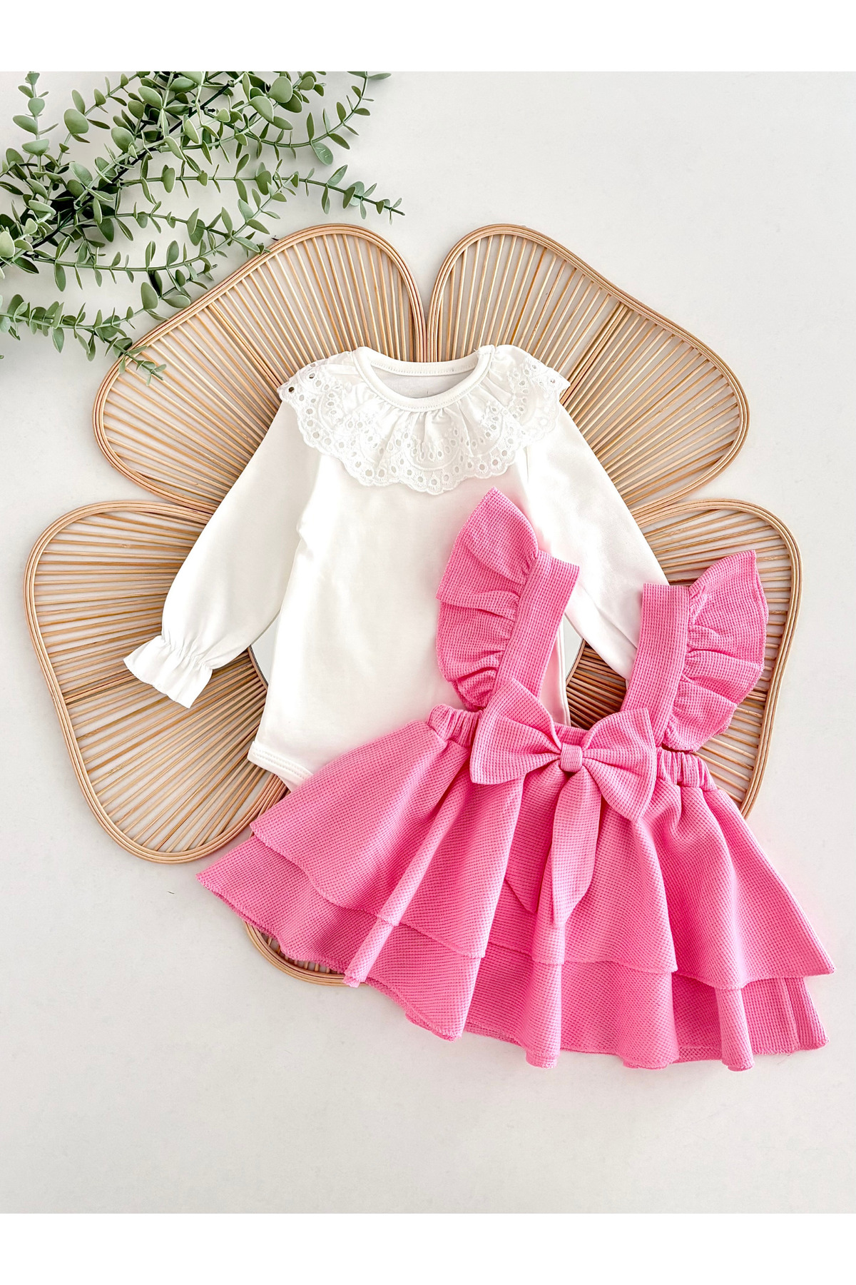 Jammybaby Luana Jile Elbise Fiyonklu %100 Pamuk Dantelli Çıtçıtlı Body Doğumgünü Özelgün Kız Bebek Şık Takım fotoğrafı 5 (önizleme)