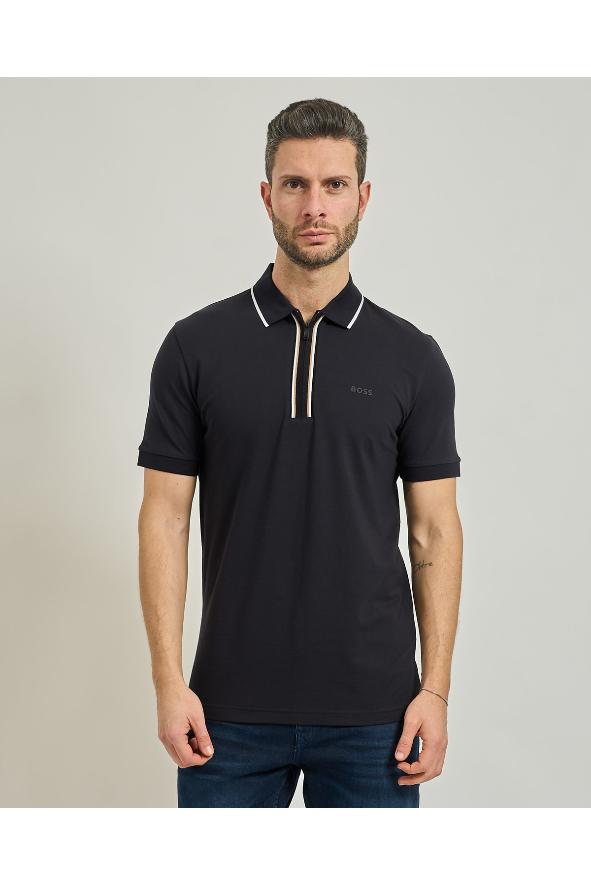 باس تی‌شرت یقه‌دار مردانه آستین کوتاه سرمه‌ای، نخی انعطاف‌پذیر و رطوبت‌گیر، کد ۵۰۵۵۵۶۹۸-۴۰۲