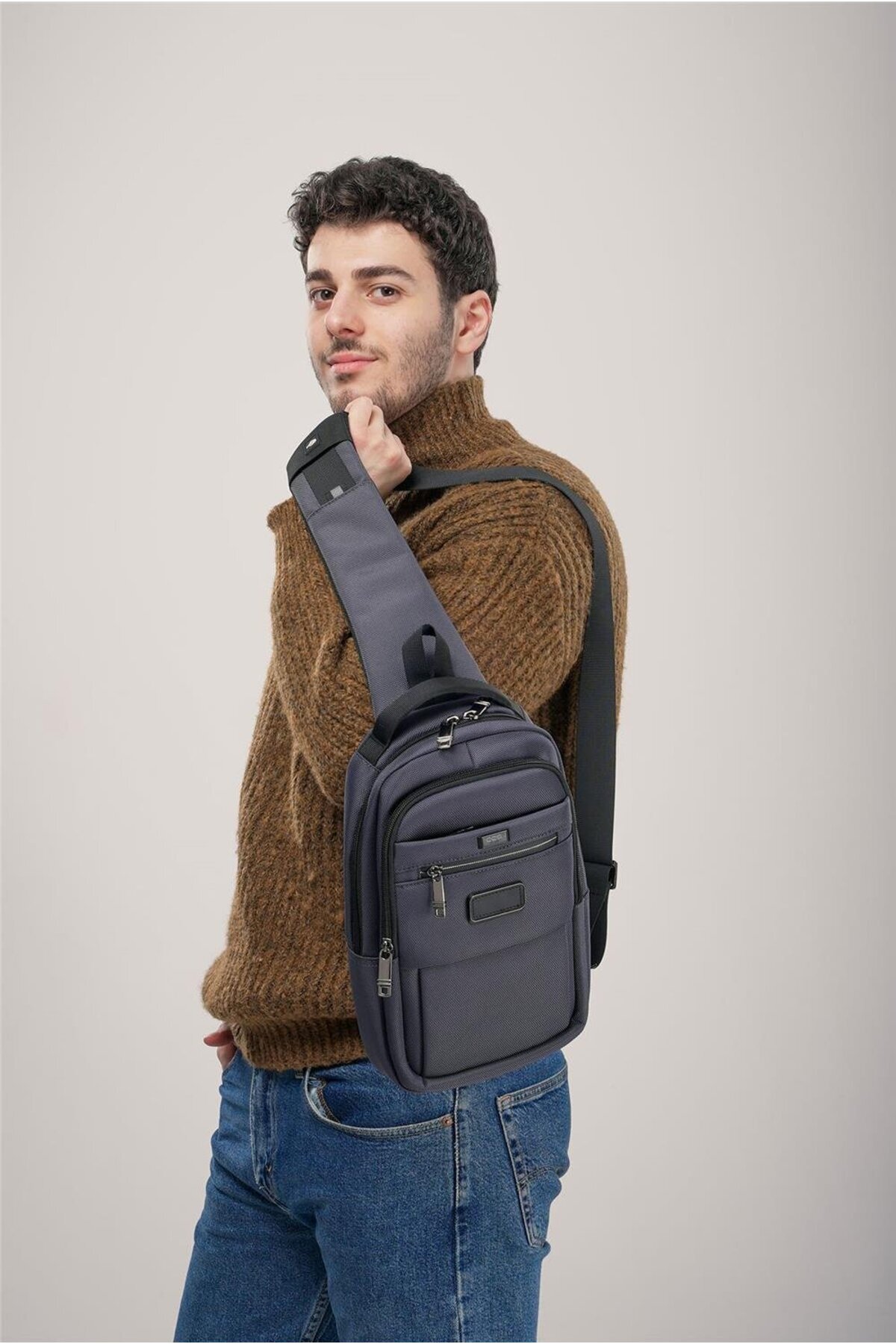 ÇÇS 31639 Tek Askılı Çapraz Çanta görsel 2