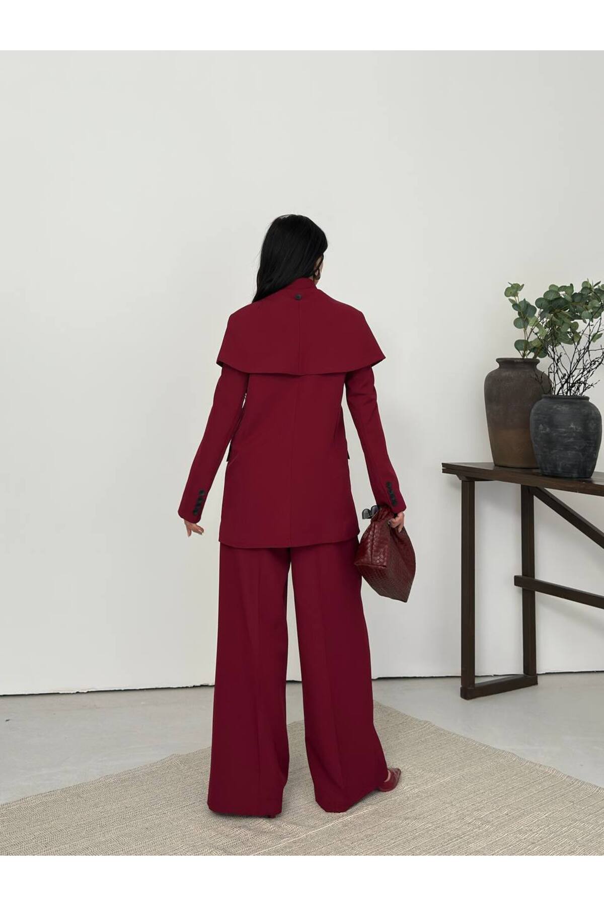 Damen Cape-Detail-Kostüm Bordeaux - Görsel 7