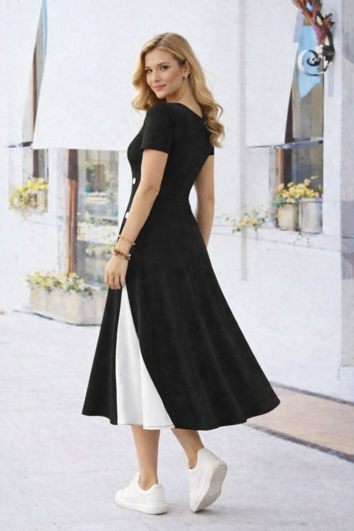 Viyamo  Yeni Sezon Kadın Kısa Kollu Asimetrik Yakalı Düğme Detaylı Midi Viskon Elbise - Görsel 3