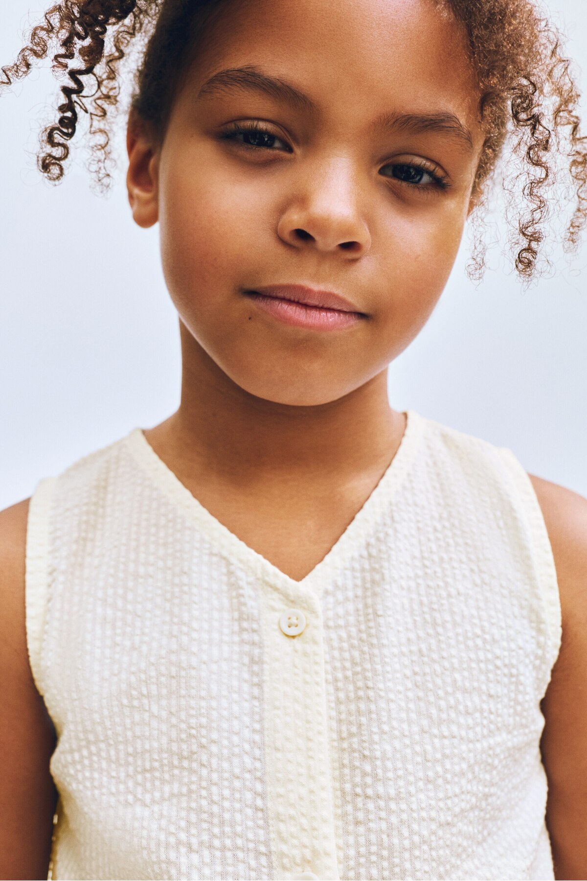 H&M Kolsuz Gofre Elbise fotoğrafı 2 (önizleme)