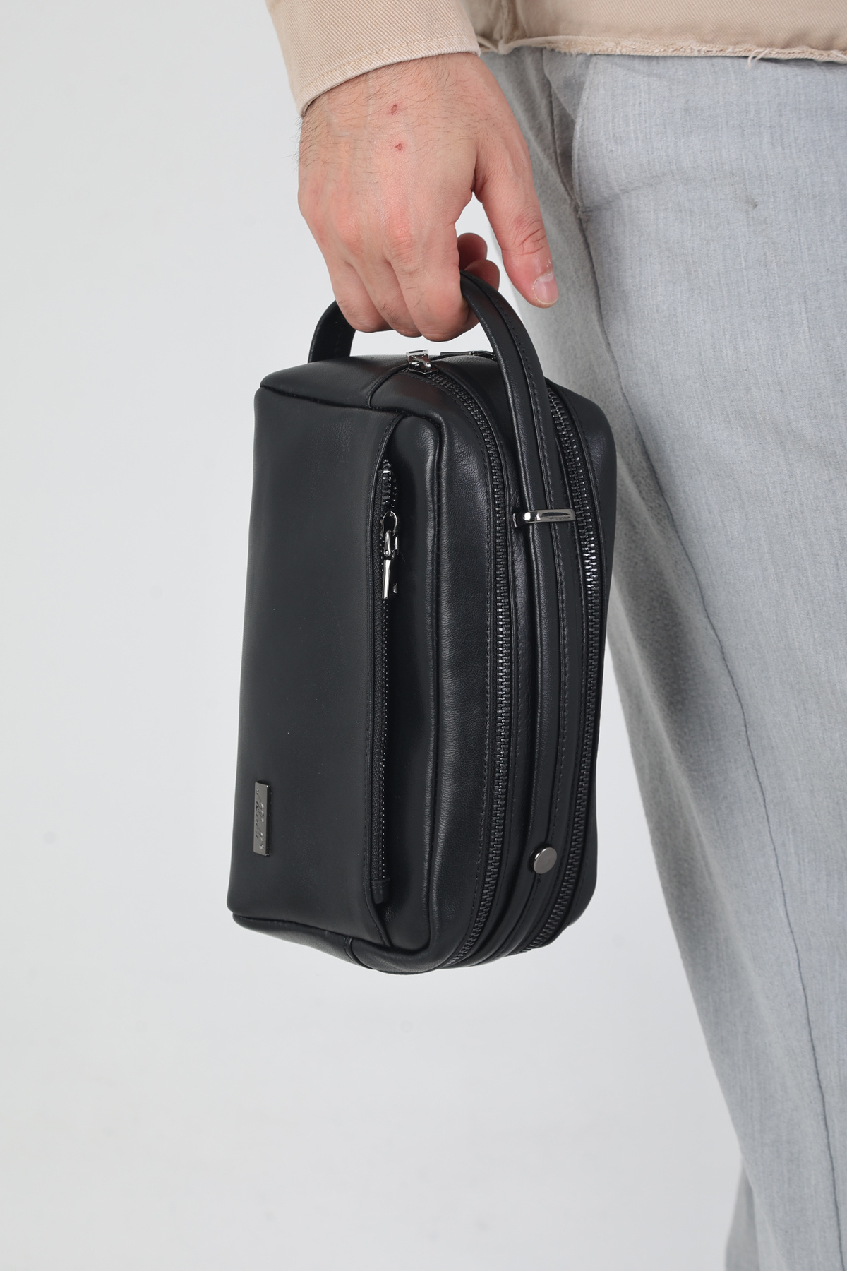 Erzeno  Hakiki Deri Siyah Erkek Hem El Çantası Hem Tıraş Çantası ( Tek Çantada Üç Özellik )