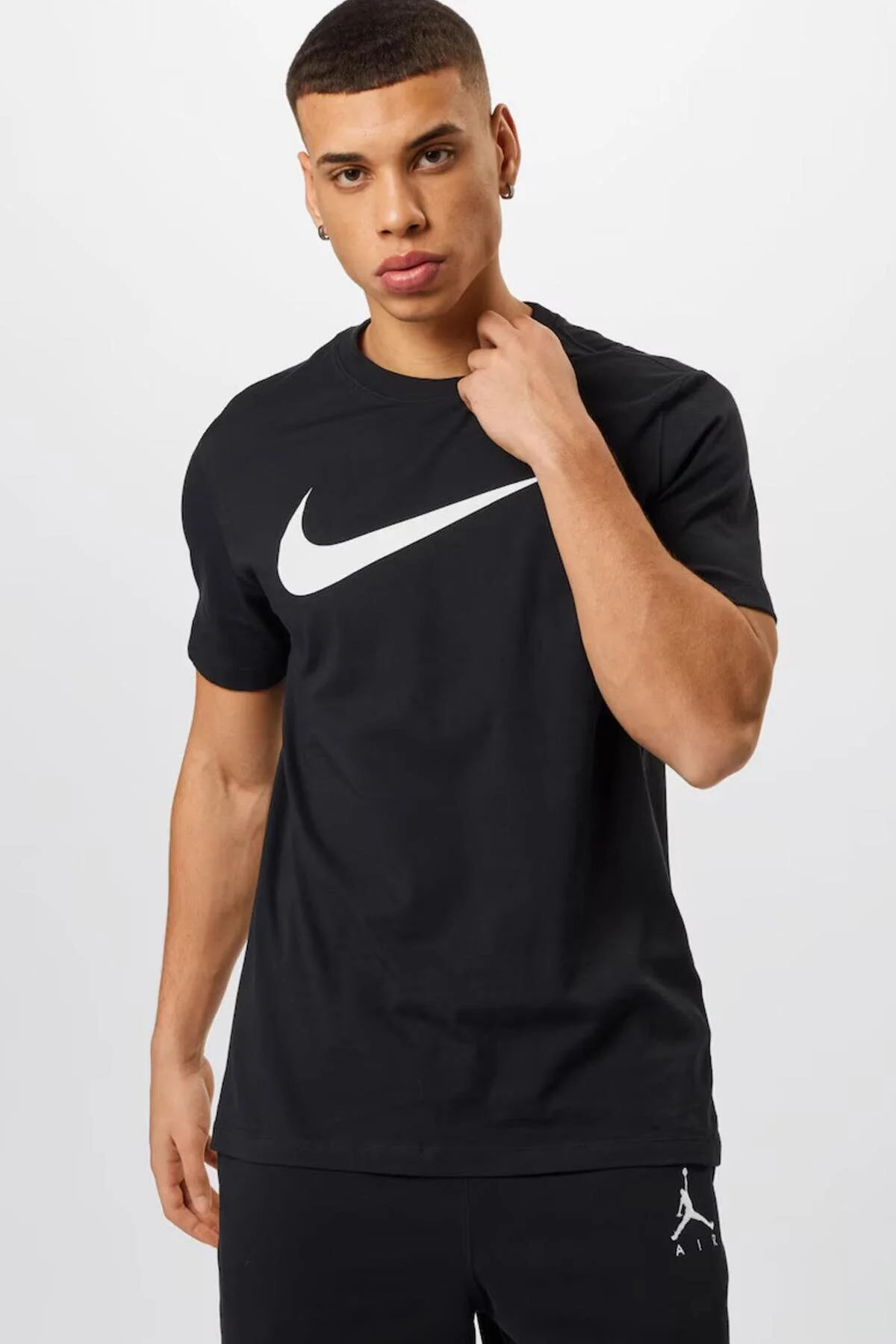 تی شرت ورزشی مردانه طرح Club Swoosh مشکی نخی نایکی تی شرت ورزشی Nike
