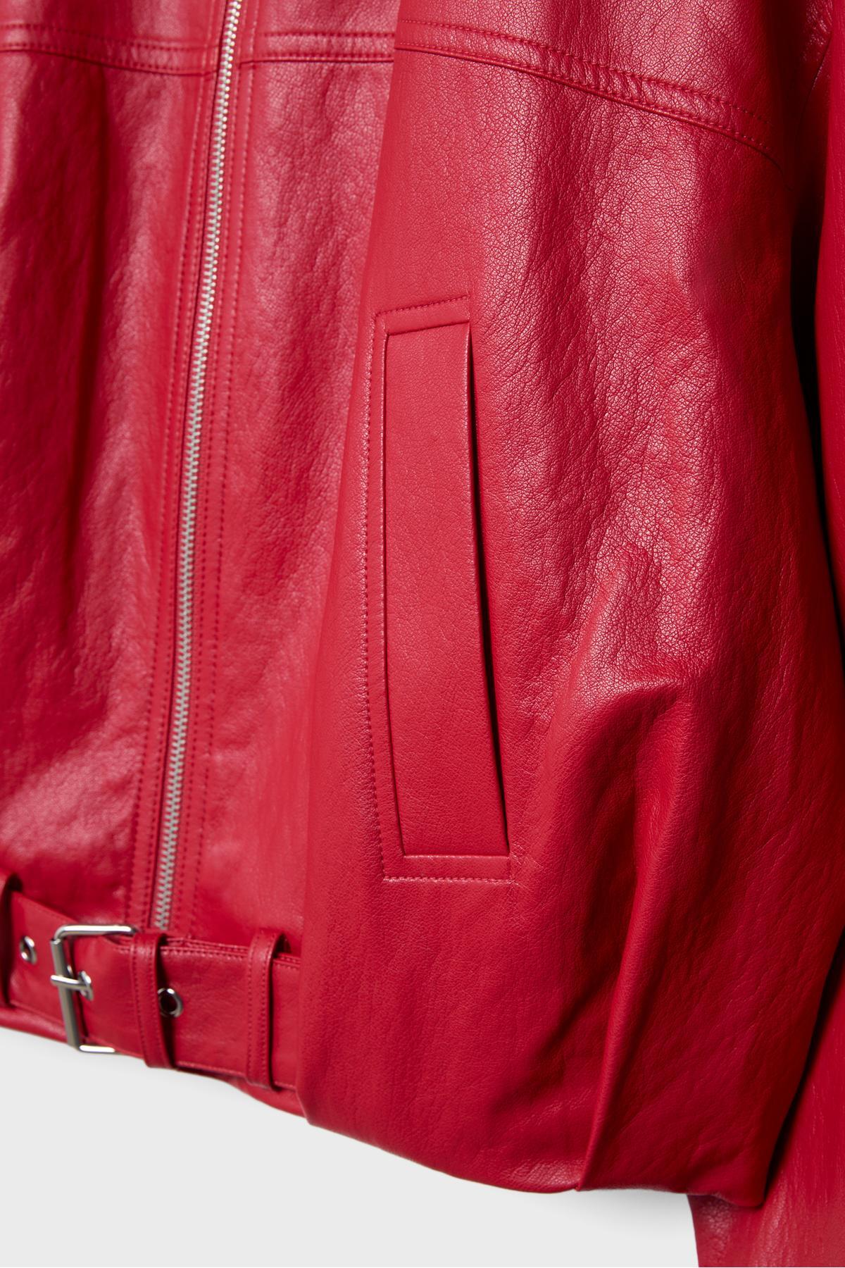 Stradivarius  Kemer detaylı suni deri balon ceket - Görsel 8