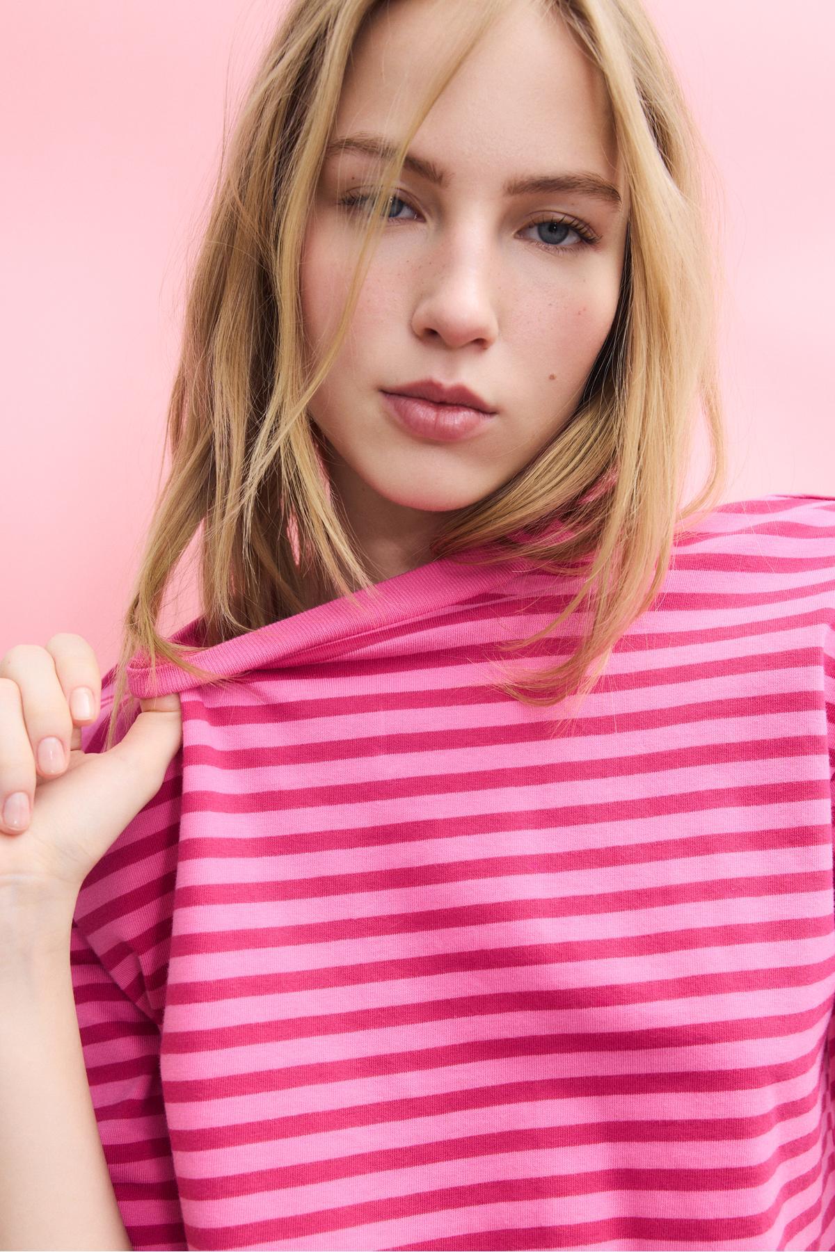 Stradivarius  Çizgili kısa kollu t-shirt - Görsel 4