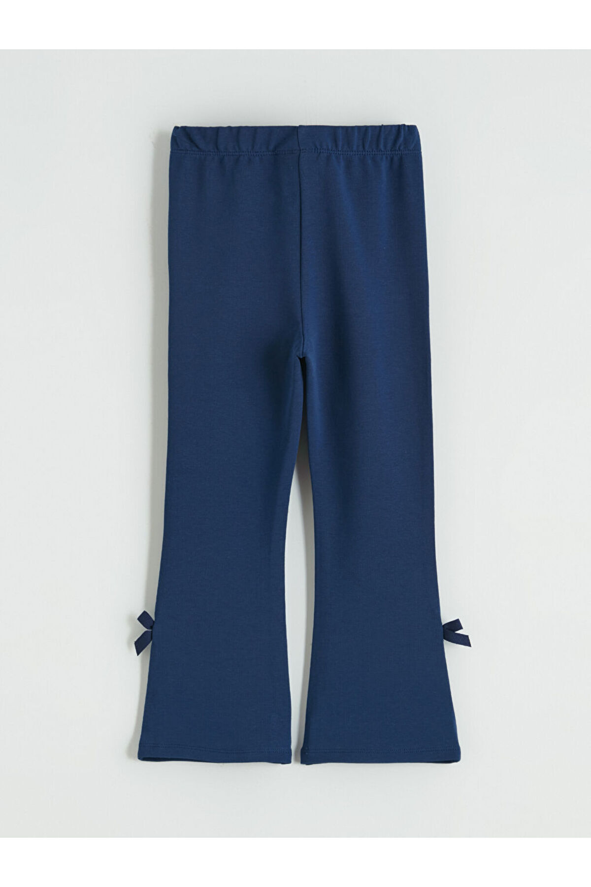 LC Waikiki Ekru Fiyonk Detaylı İspanyol Paça Kız Çocuk Tayt 2'li fotoğrafı 4 (önizleme)