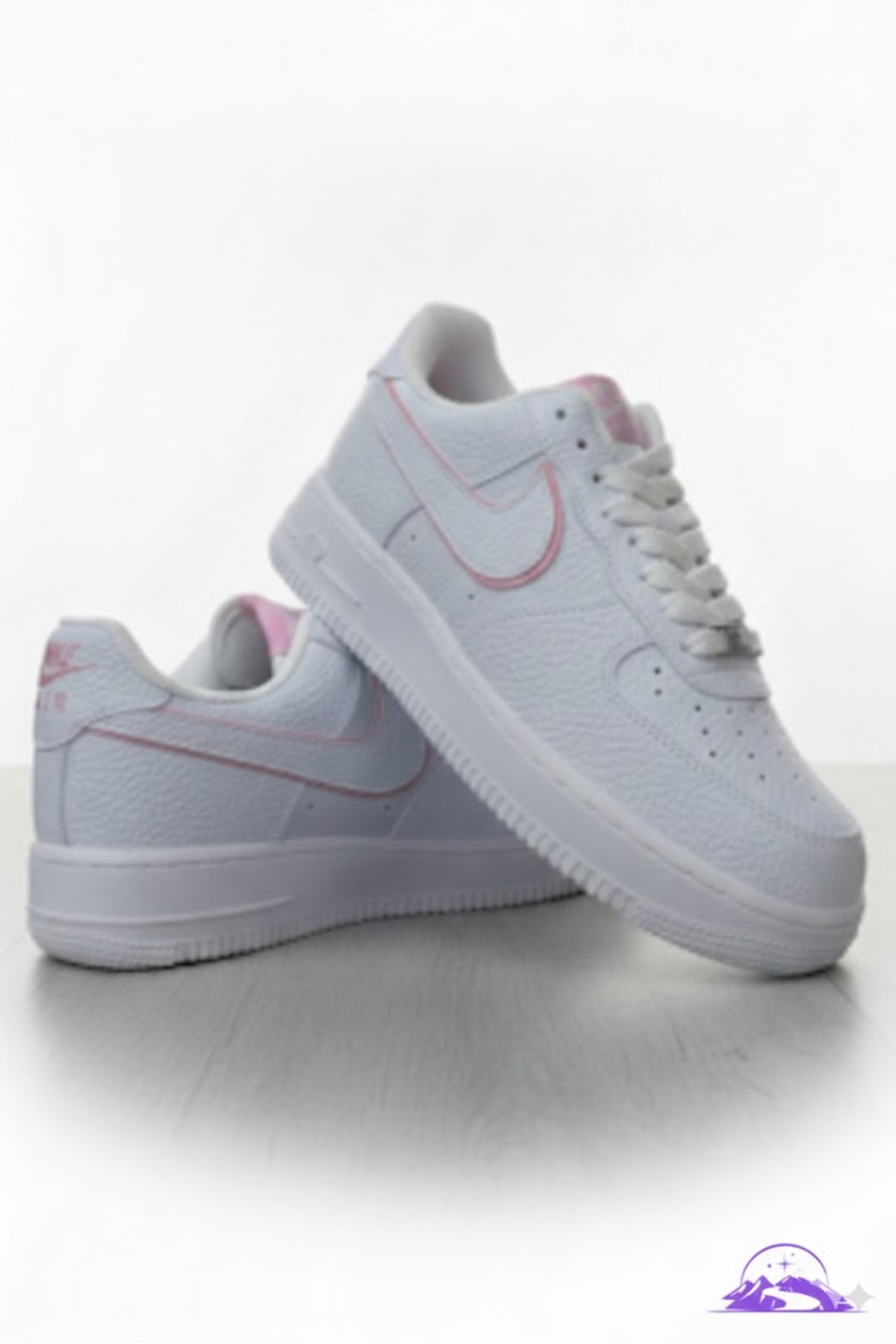 white ghost desert berry white