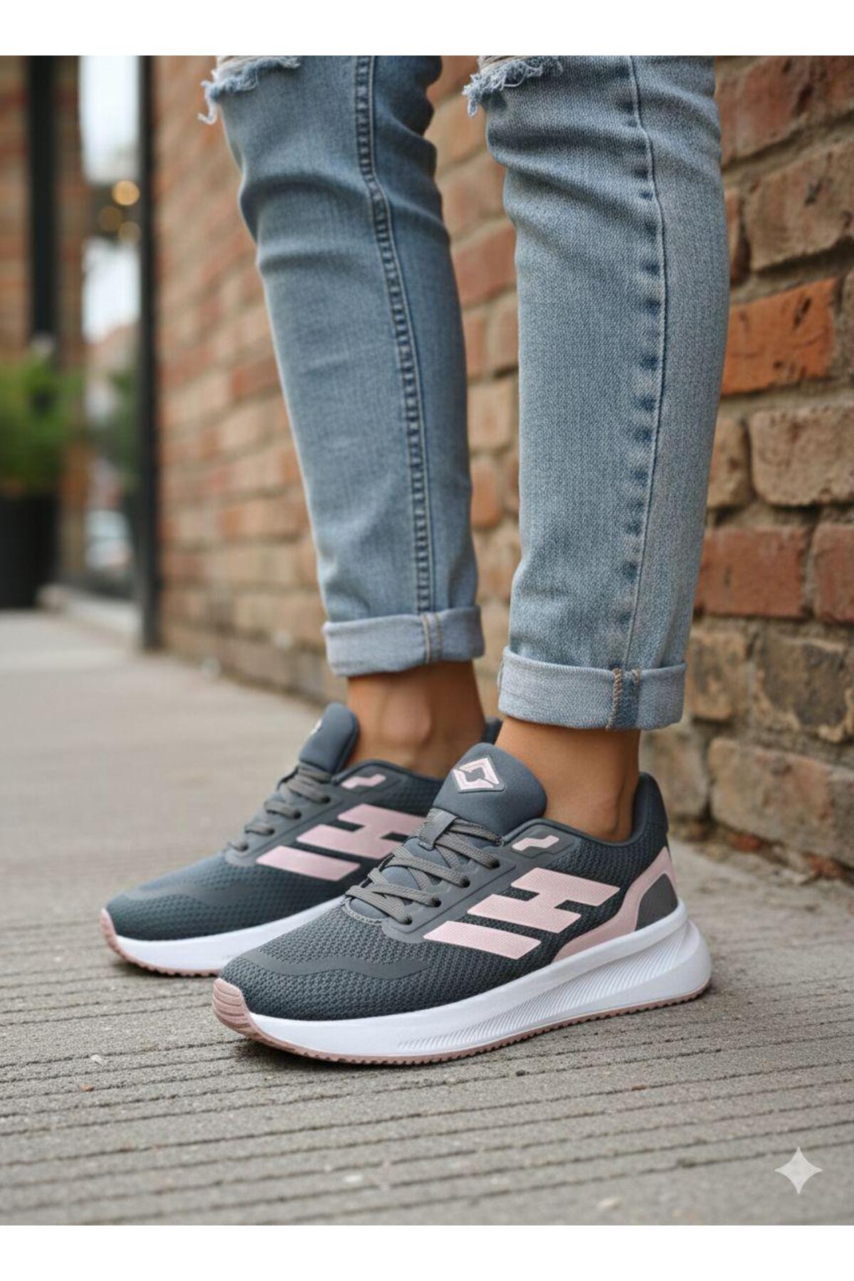 Women's Smoked Powder Sneaker Casual Sneakers 053-K