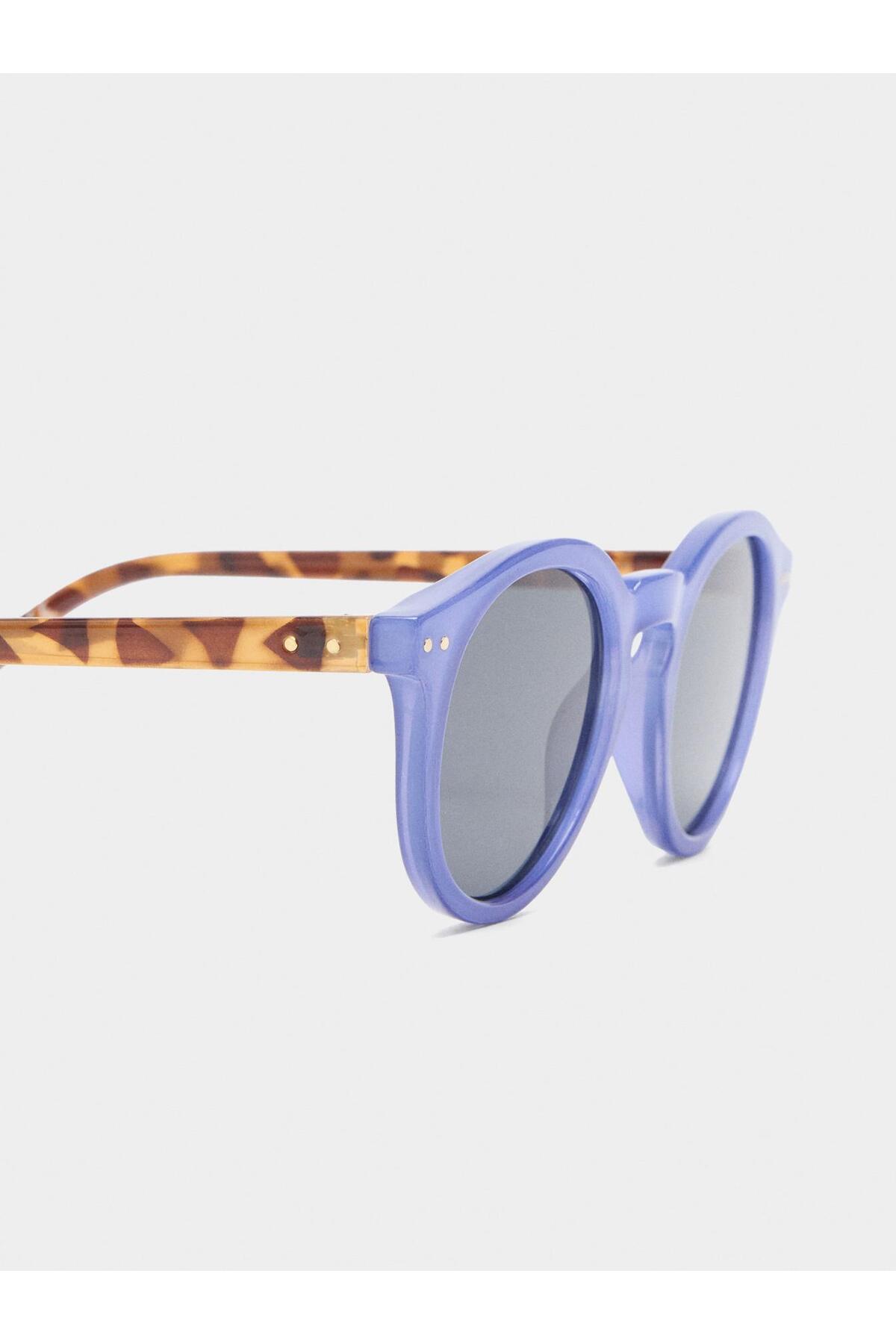 Women's Sunglasses with Round Frame