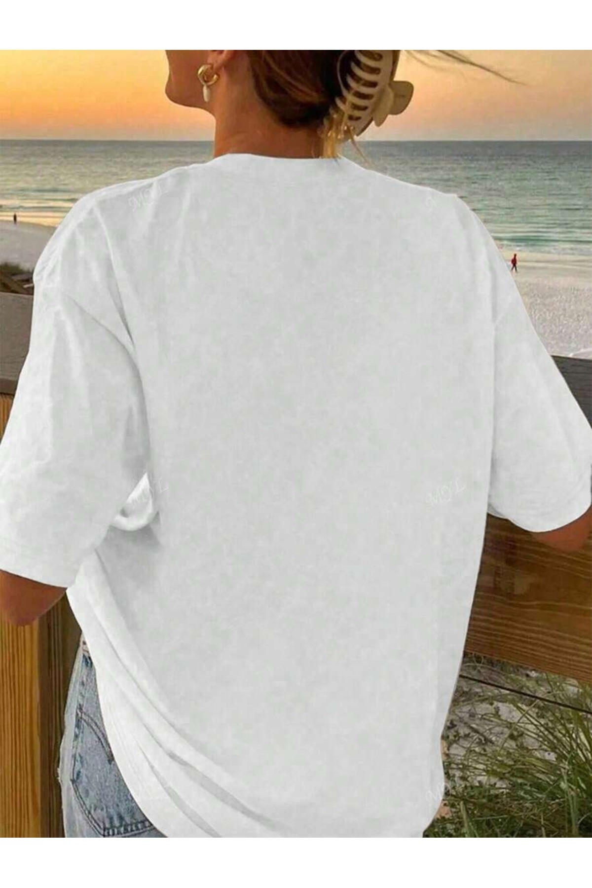 PALPİTO  Kadın Beyaz Sol Junto Baskılı Oversize T-Shirt - Görsel 3