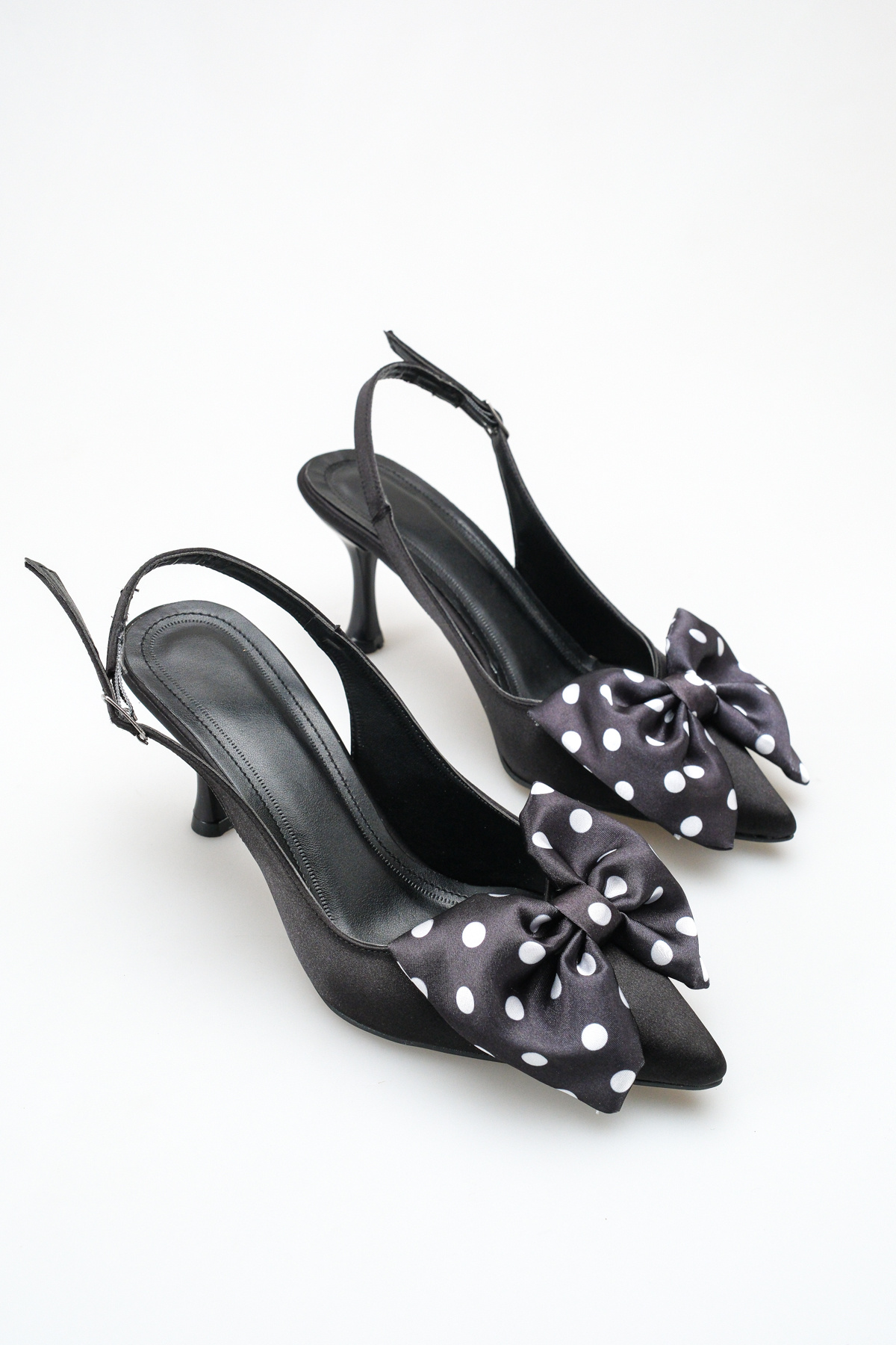 حذاء نسائي بكعب ستيليتو مدبب ومفتوح من الخلف من لو...