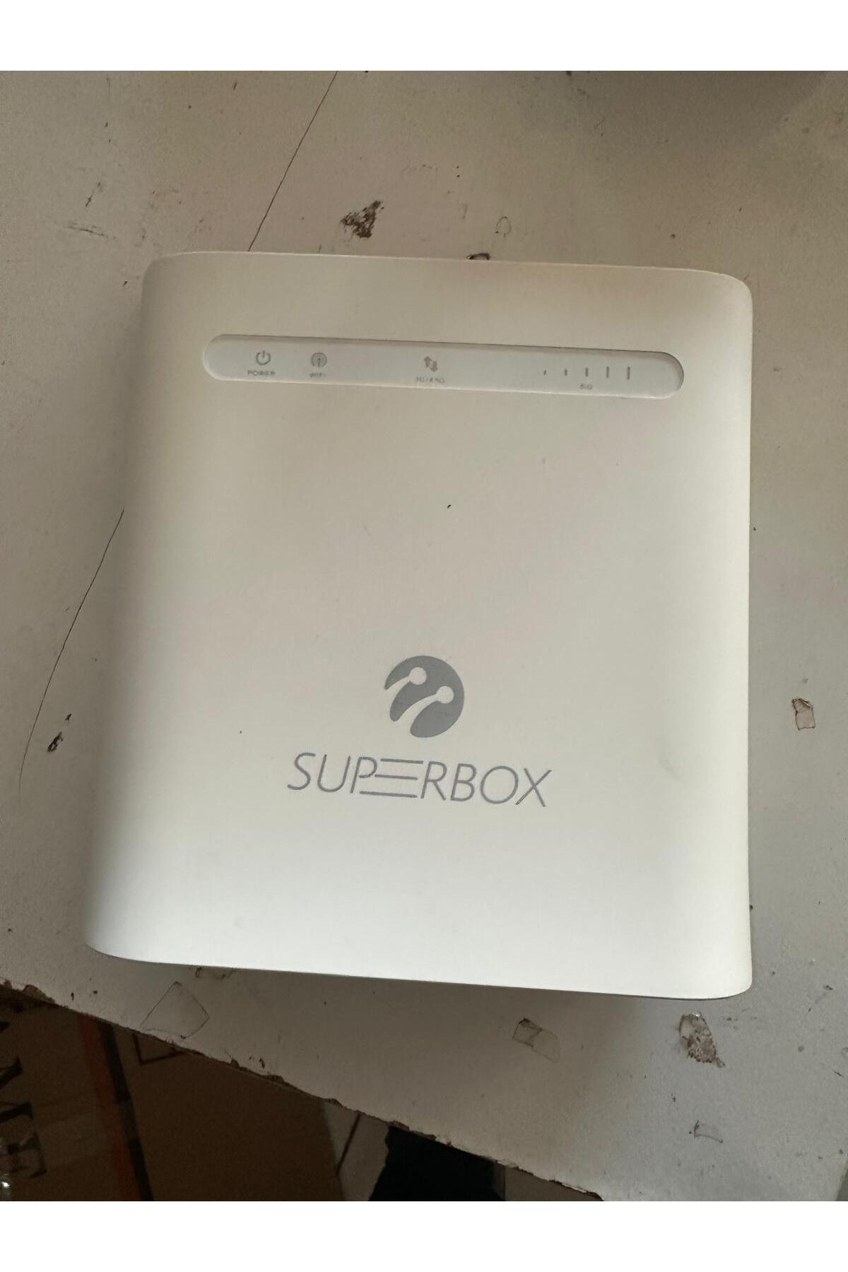 KYNC ZTE Turkcell Superbox 300 Mbps 4.5g Modem Beyaz Mf286r