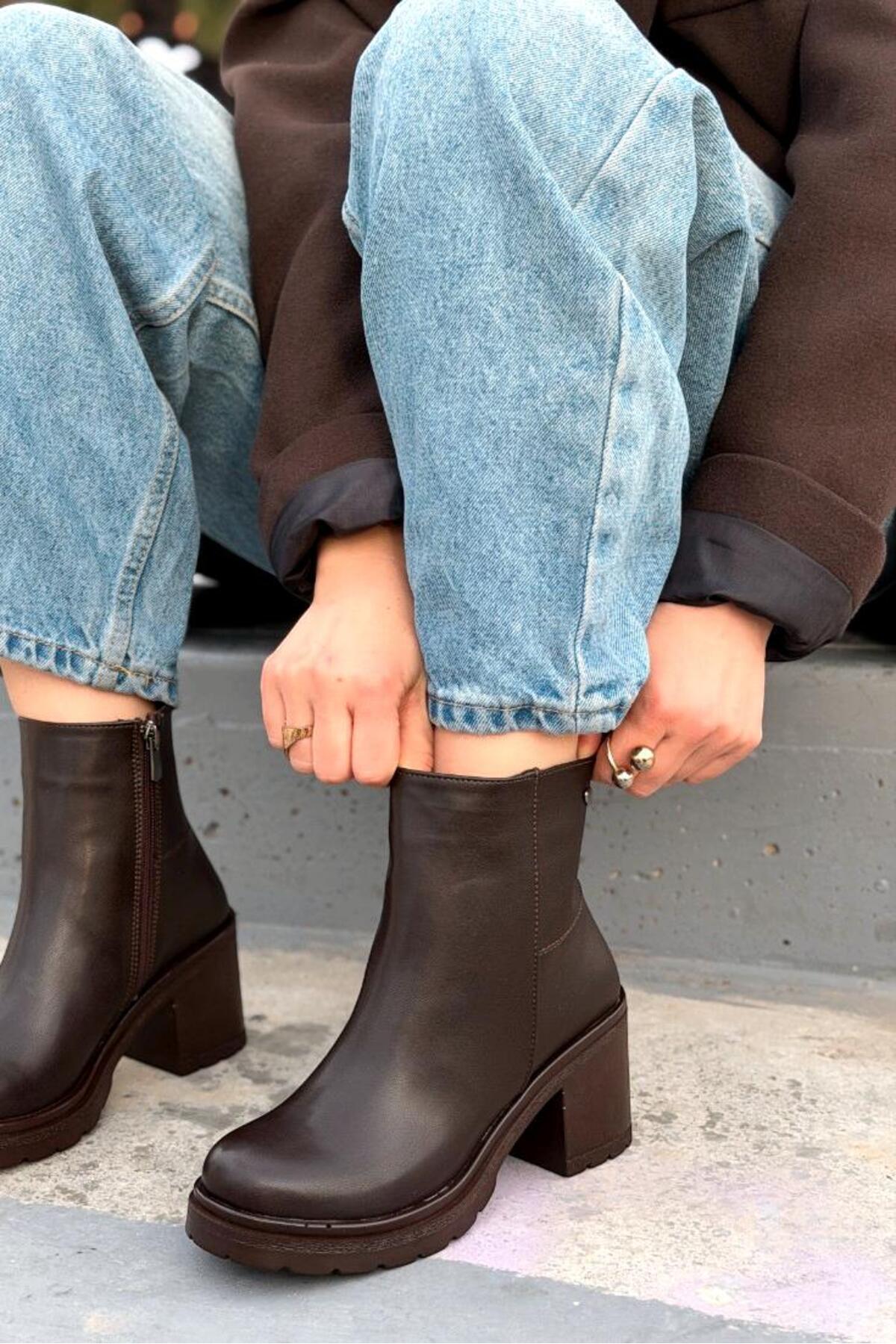 I Love Shoes Fivra Kahverengi Fermuarlı Kalın Topuklu Günlük Kadın Bot görsel 4