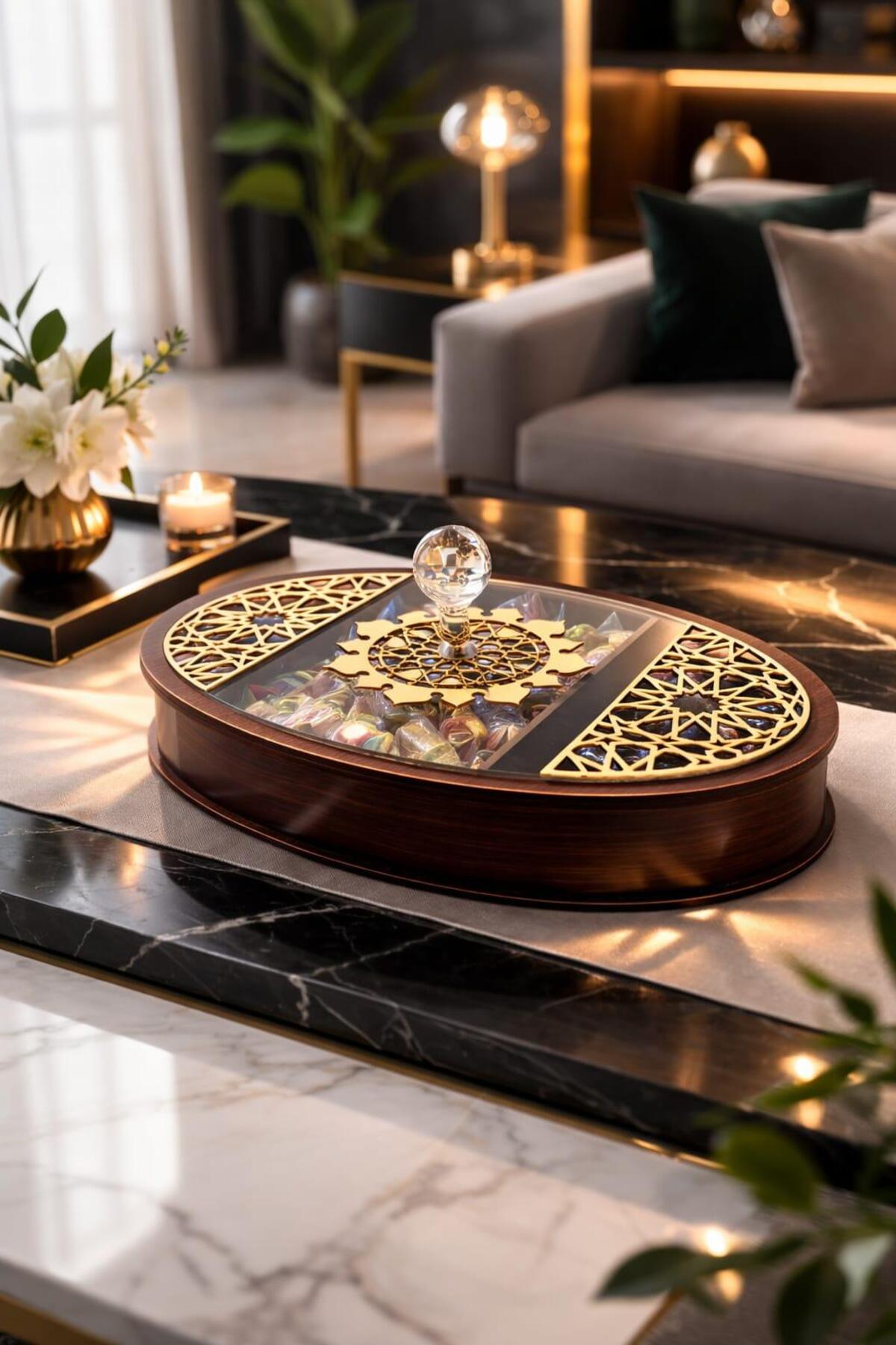 حامل عرض فاخر بتفاصيل خشبية وذهبية 30*20*5 - تصميم...