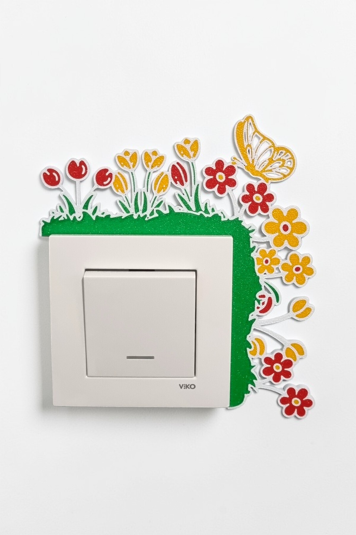 Prizzy Decorative Flower and Butterfly Socket Frame | Right Variation - Summer Themed Socket Ornament