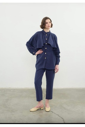 Butik Önü Volanli Lacivert Takım