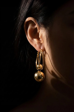 LYKOS Gold Çelik Sallantılı Top Küpe - Modern Tasarım Küre Detaylı Kararmaz M...