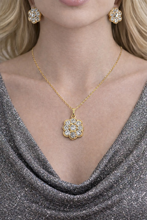 Çeram Zirkon Taşlı Çiçek Temalı Altın Rengi 2 li Set Kolye