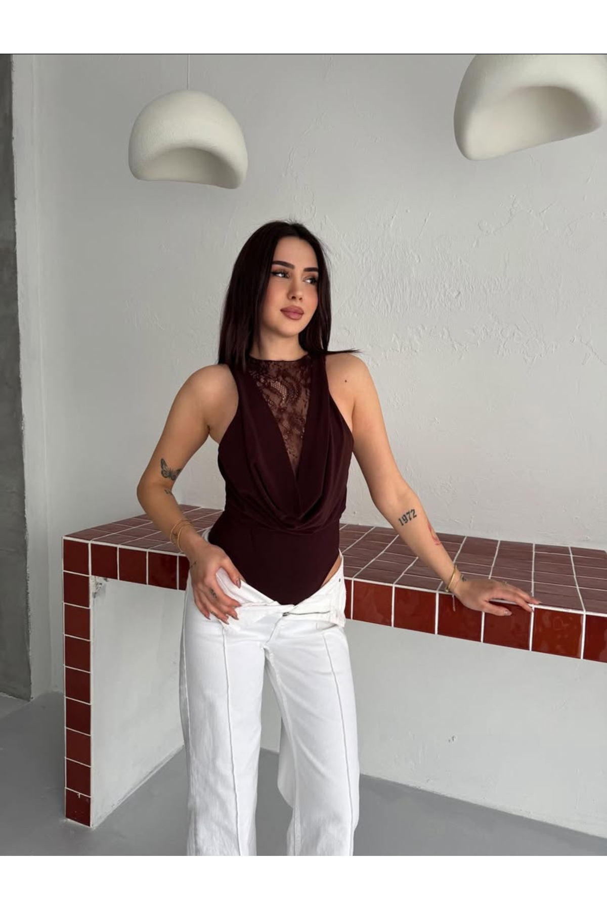 BE CHİC  KADIN OMUZU AÇIK DEGAJE YAKA GÖĞÜS VE SIRT DEKOLTELİ DANTEL DETAYLI TRANSPARAN BODYSUİT ZIBIN KL1900 - Görsel 7