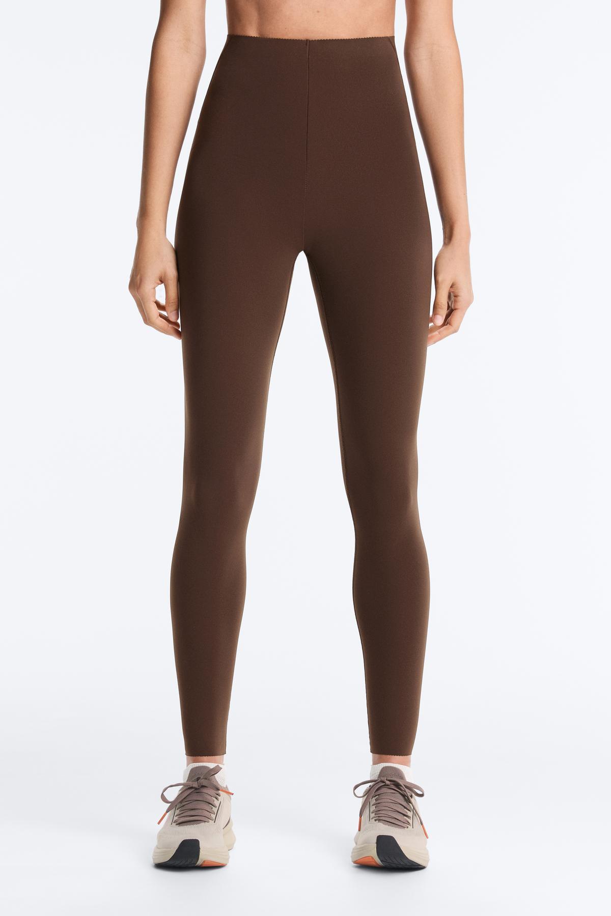 Oysho  Compressive core control yüksek belli bilek hizasında tayt