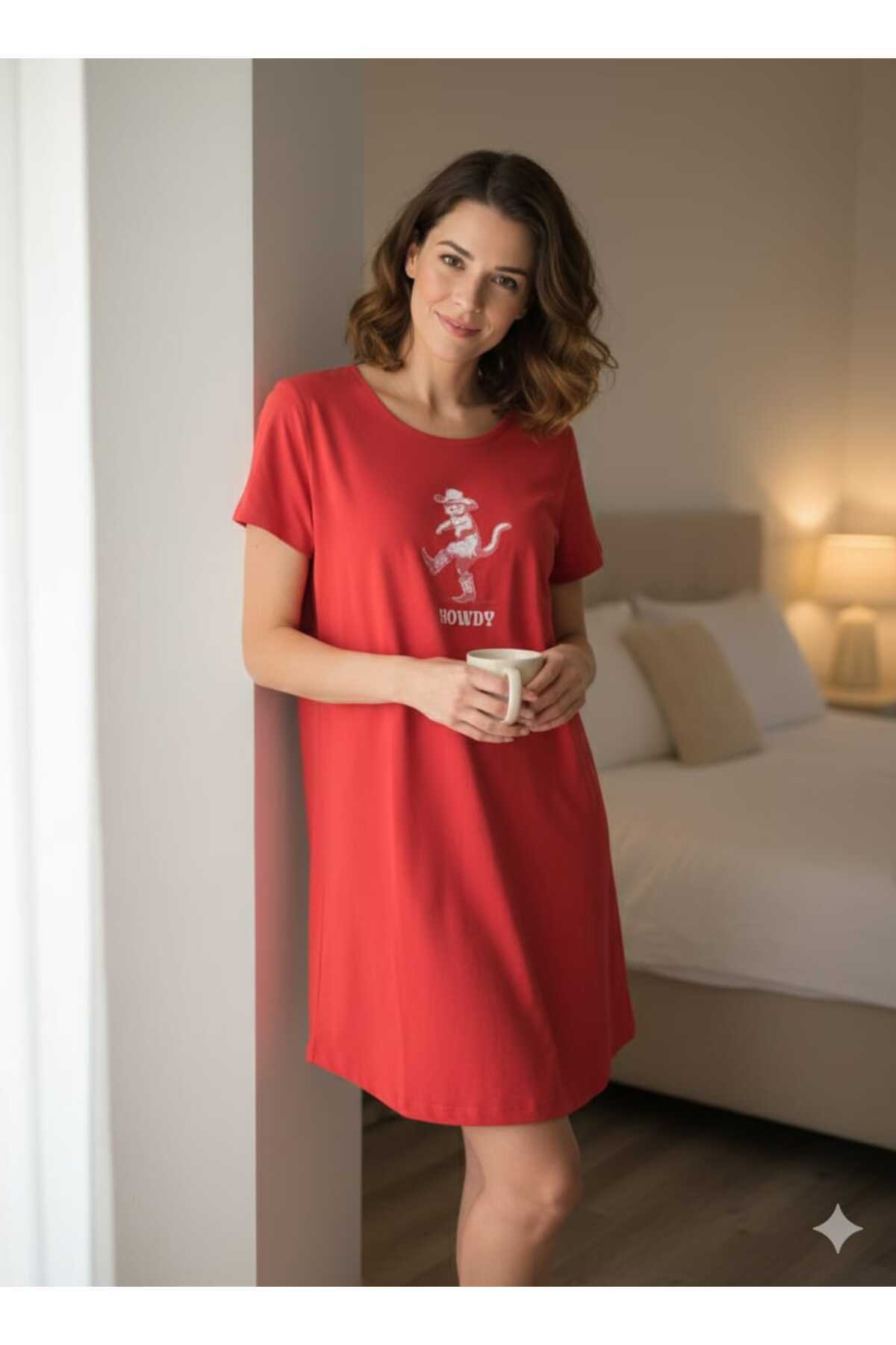 Hope Çizmeli Kedi Baskılı Kırmızı Gecelik