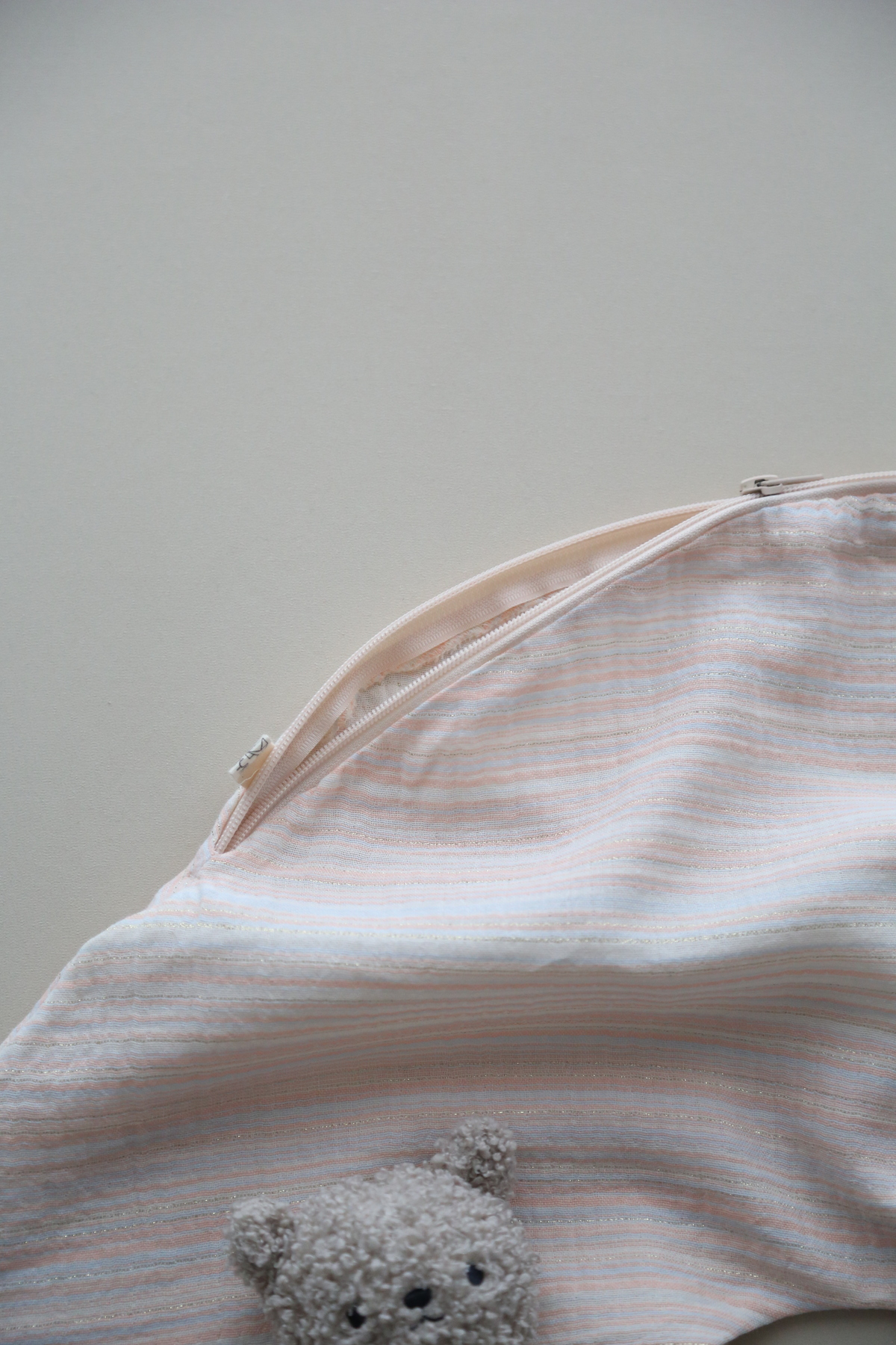 BabyKAR Parıltı Emzirme Yastığı Kılıfı – Çıkarılabilir %100 Pamuk Müslin Yedek Kılıf fotoğrafı 2 (önizleme)