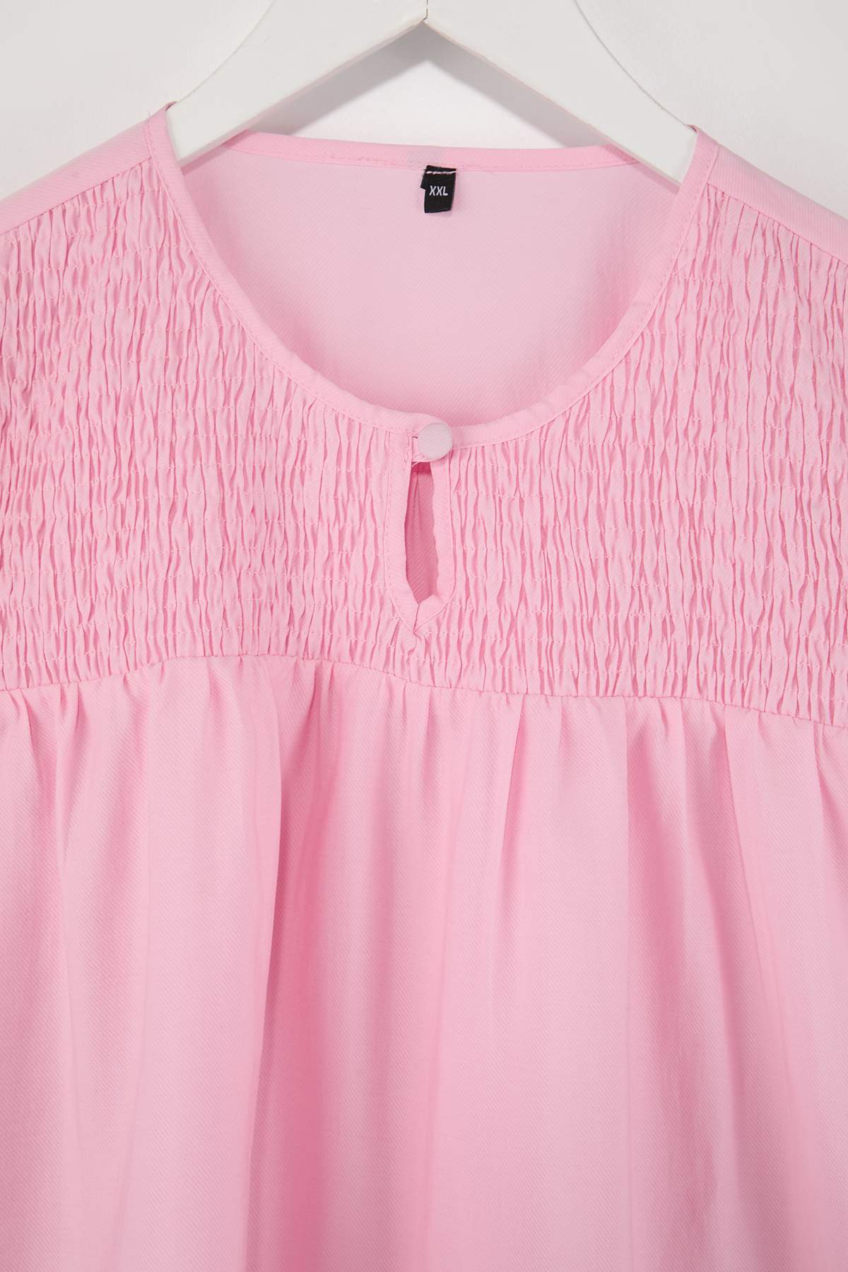 trendyol-curve-womens-pink-flat-short-relaxed