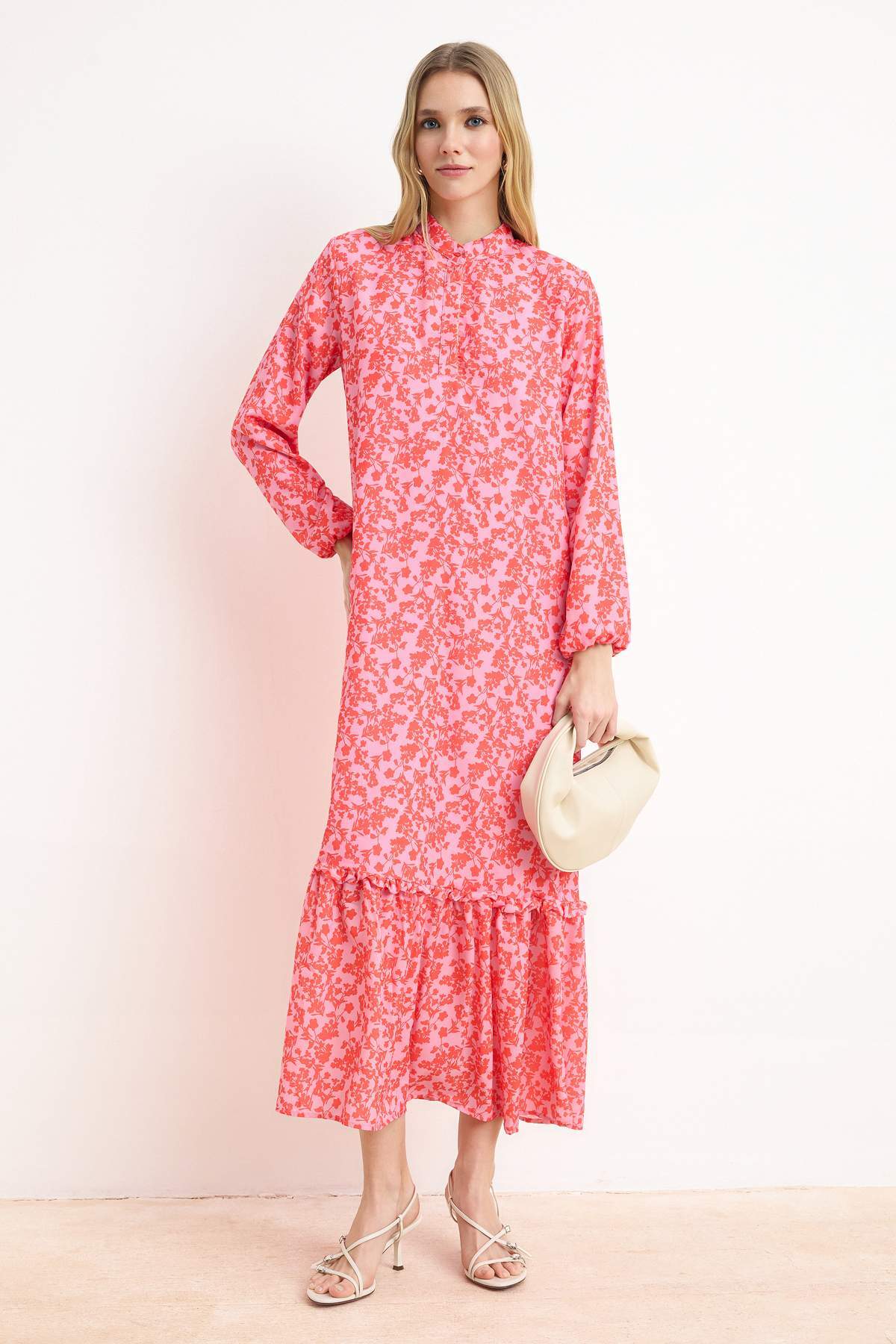 Trendyol Modest Czerwona, kwiecista, plisowana spódnica z końcówkami i podsze...