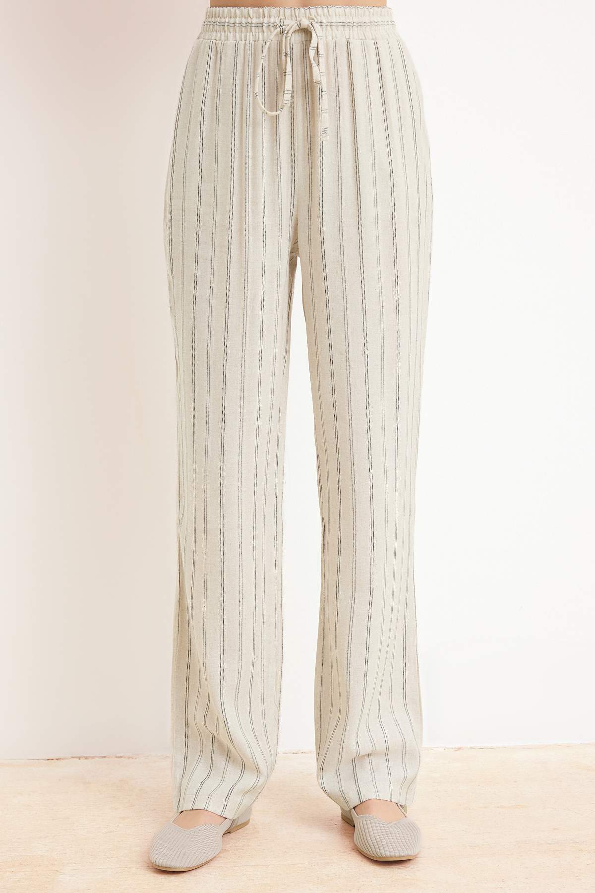 Trendyolmilla  Taş Çizgili Keten Görünümlü Gömlek Pantolon Alt - Üst Takım TWOSS26AU00067 - Görsel 3