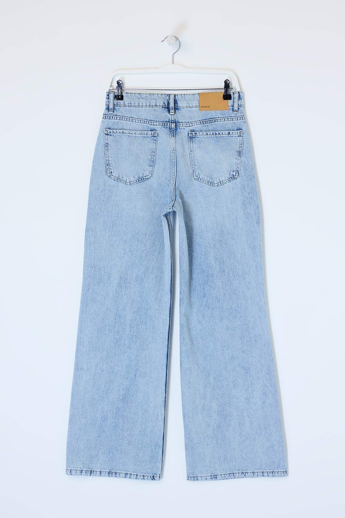 Trendyolmilla  Premium Mavi Özel Kumaş Normal Bel Uzun Boy %100 Pamuk LOOSE Wide Leg Jeans TWOSS26JE00132 - Görsel 12