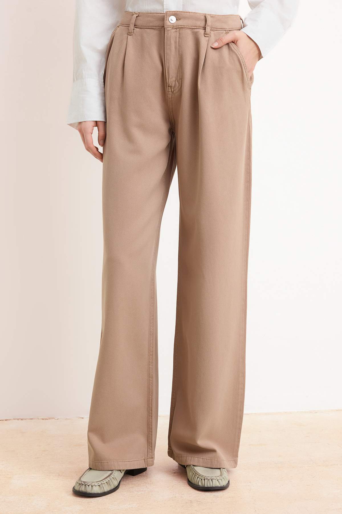 Trendyolmilla Camel DÖKÜMLÜ Tencel Karışımlı Yüksek Bel Wide Leg Jeans TWOSS26JE00171