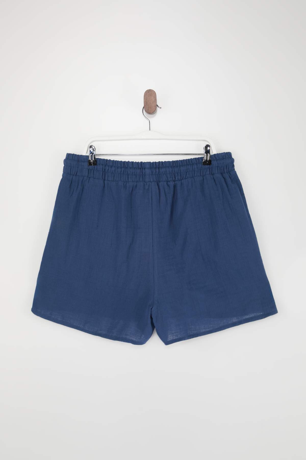 Trendyolmilla  Plaj Giyim Lacivert Müslin Dokuma Yüksek Bel Şort & Bermuda TBBSS26AP00005 - Görsel 6