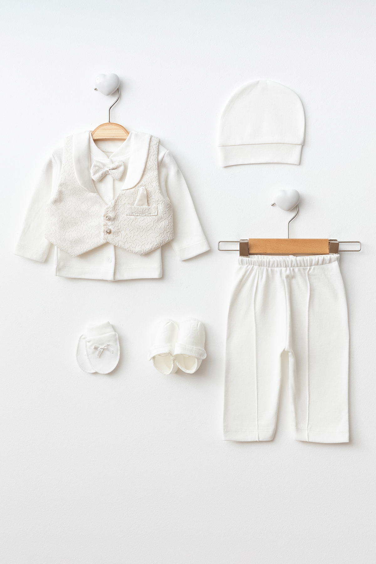 Petite Ponpon Baby Erkek Bebek Papyonlu Kremrengi Yenidoğan Mevlüt Takımı Bebek Hediyelik Sünnetlik fotoğrafı 2 (önizleme)