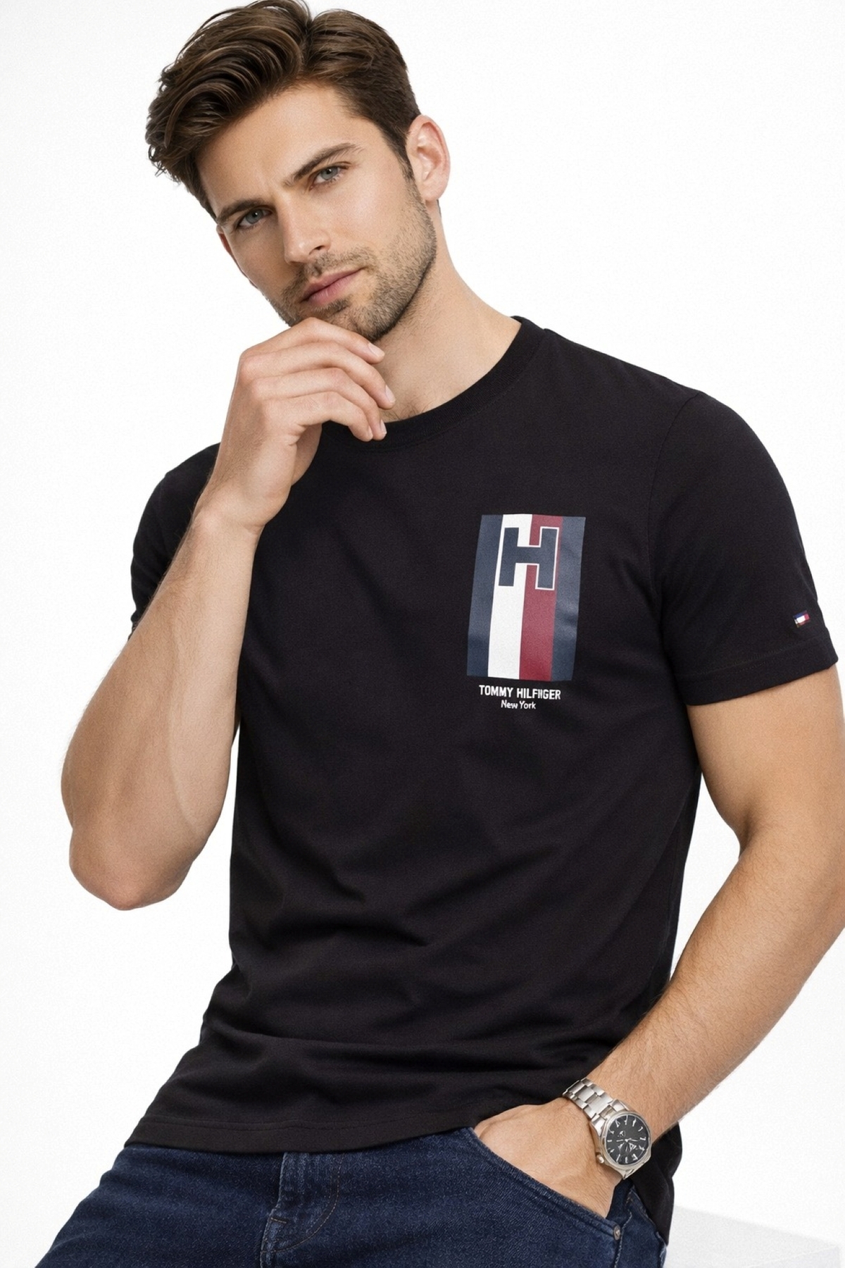 تامی هیلفیگر تی‌شرت طرح TH مدل Slim Fit