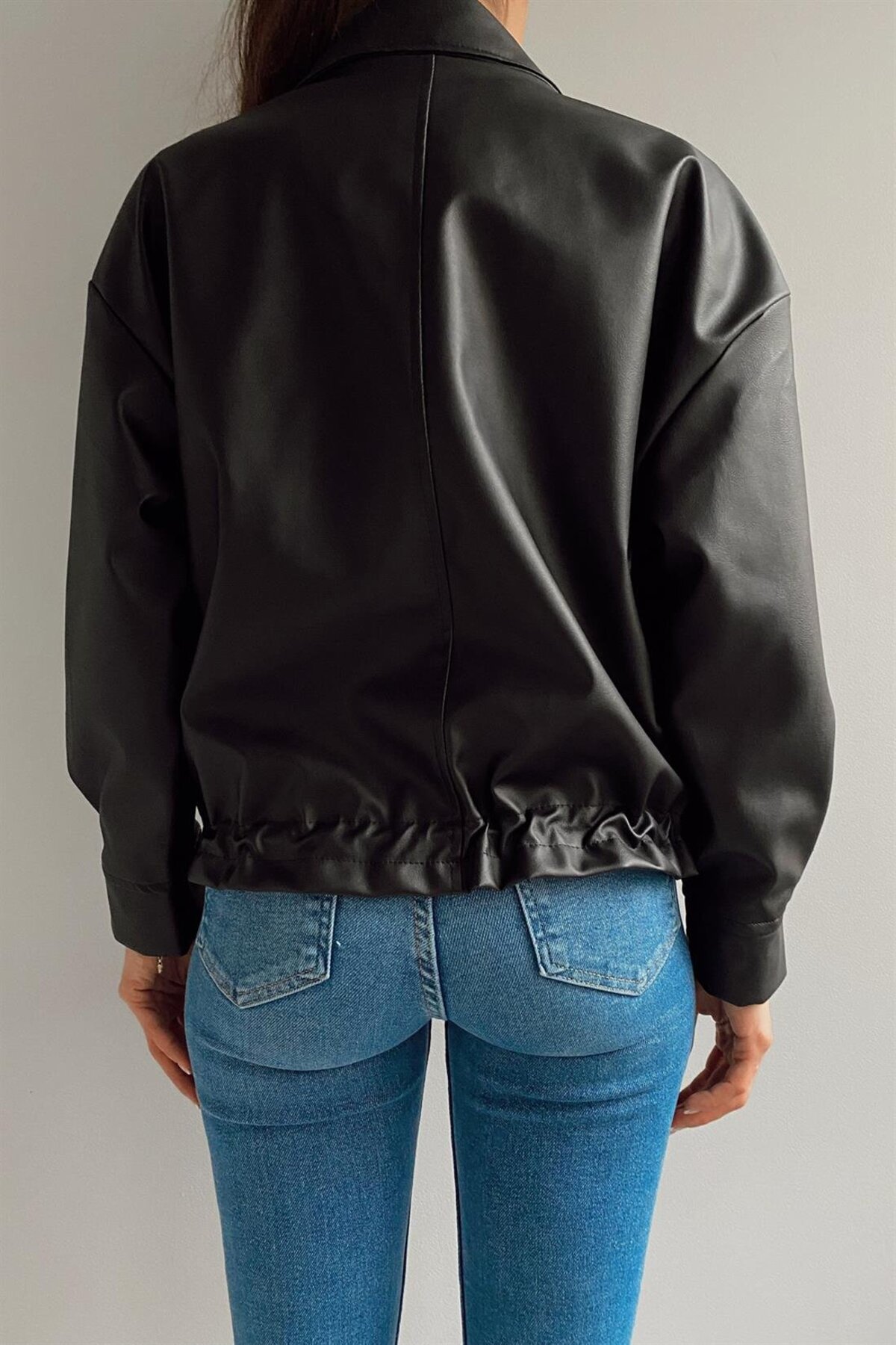 VESS MODA  Çift Cep Yan Büzgülü Oversize Deri Ceket - Görsel 4