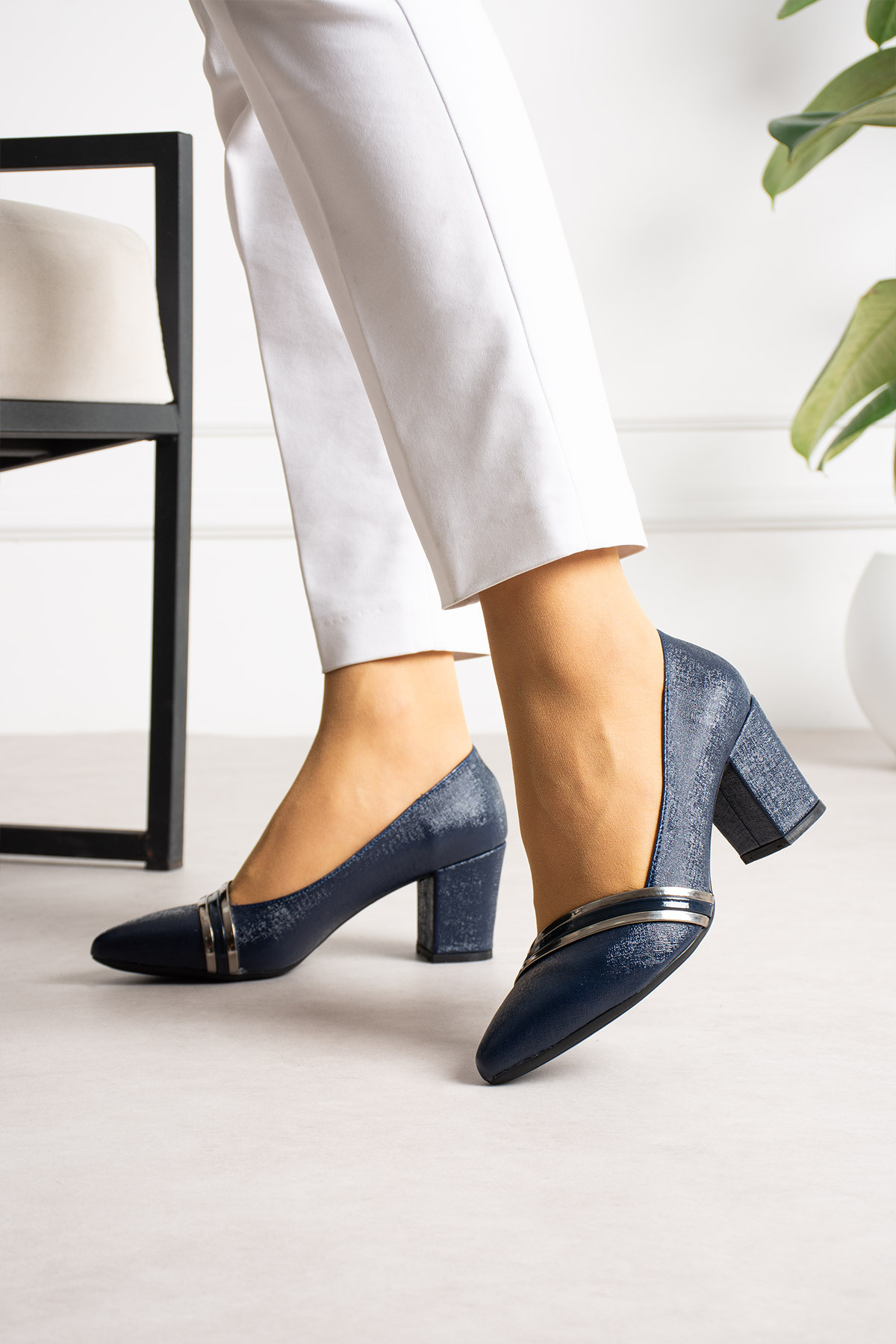 MERVESTORE  Şeritli Şık Topuklu Ayakkabı