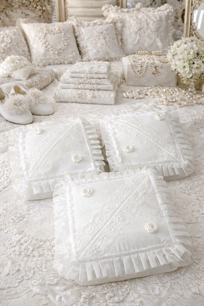 DİLEX Oyalı Beyaz Ekru Hurç 3'lü Set