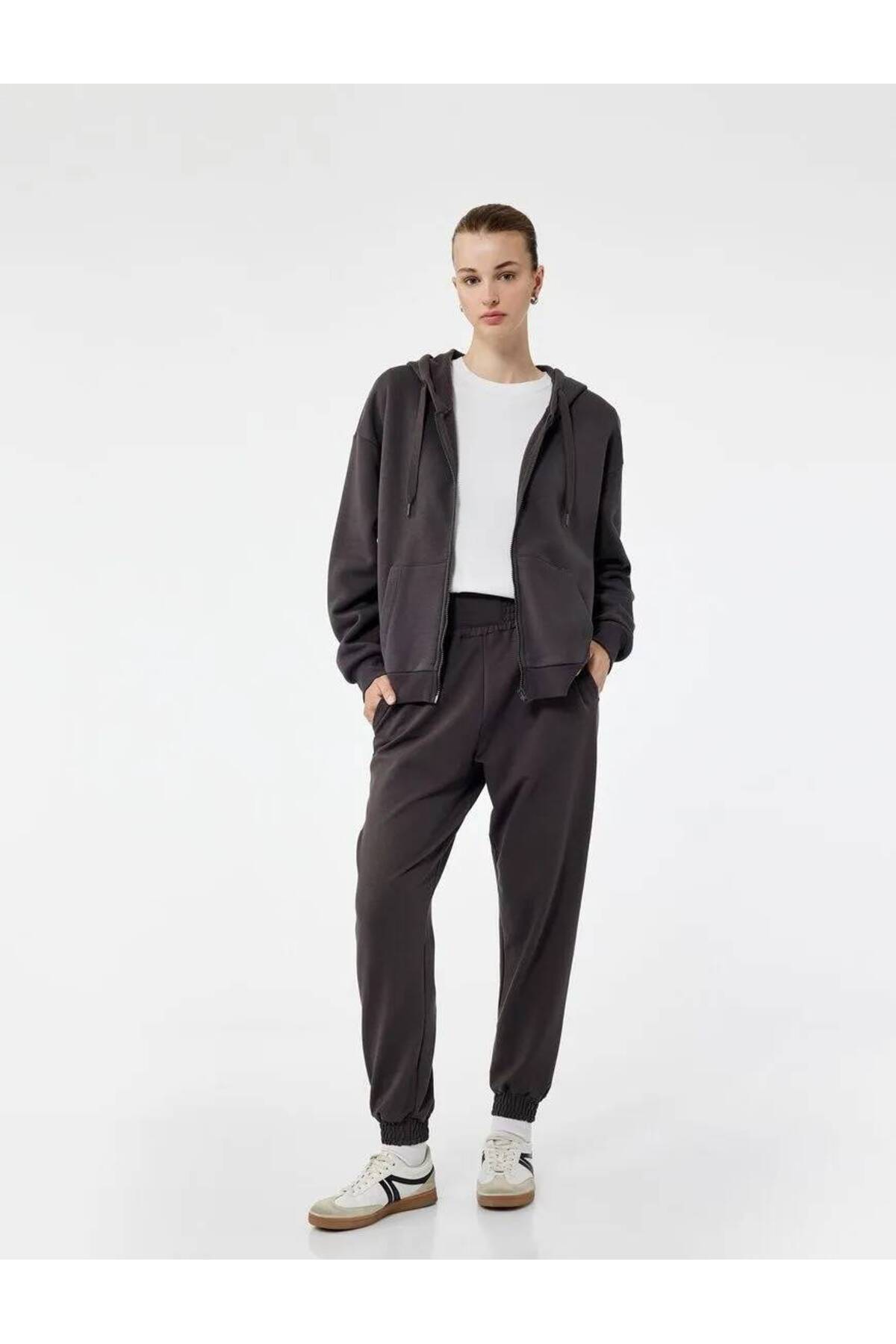 Koton  Şardonlu Uzun Kollu Kapüşonlu Kanguru Cepli Oversize Fermuarlı Sweatshirt - Görsel 2