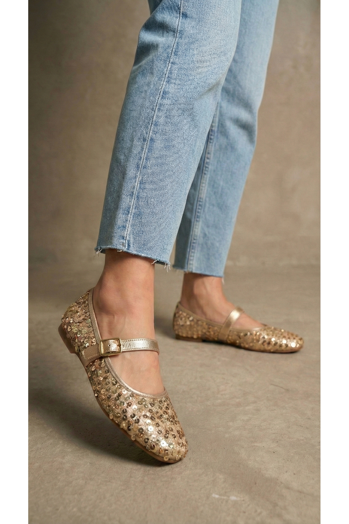 Beyond   Kadın Altın Tokalı Pullu Babet 1cm BYNDPUL01 - Görsel 2