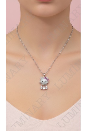 Luminary Atelier Hello Kitty Figürlü Taşlı Kolye – Pembe Fiyonk Detaylı, Sall...